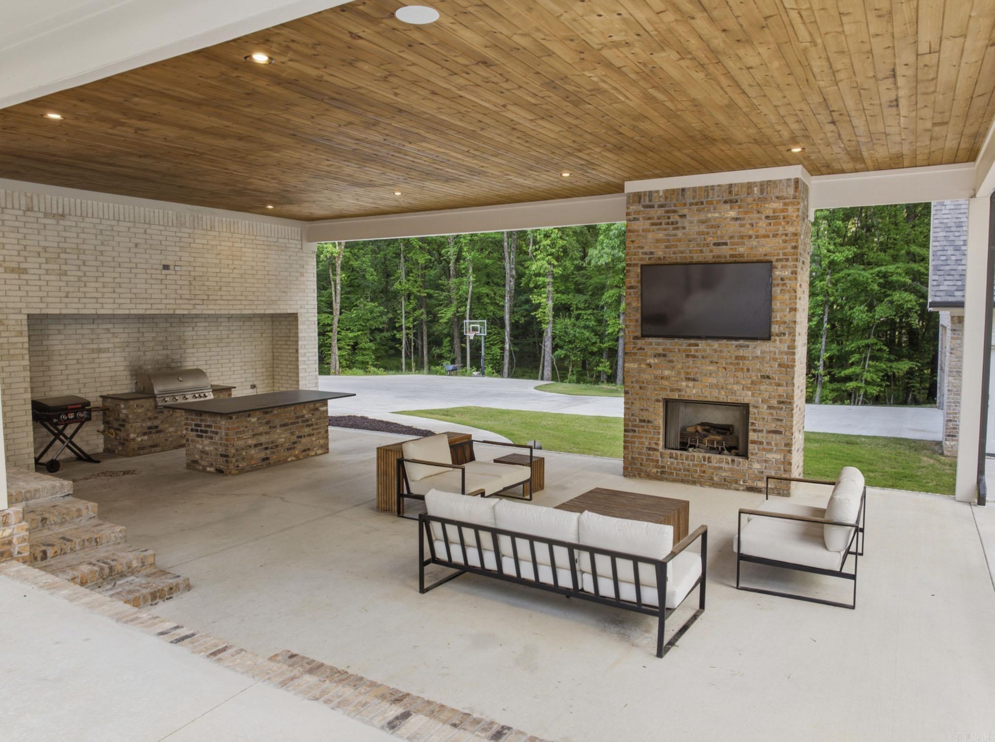 317 Abrielle Lane