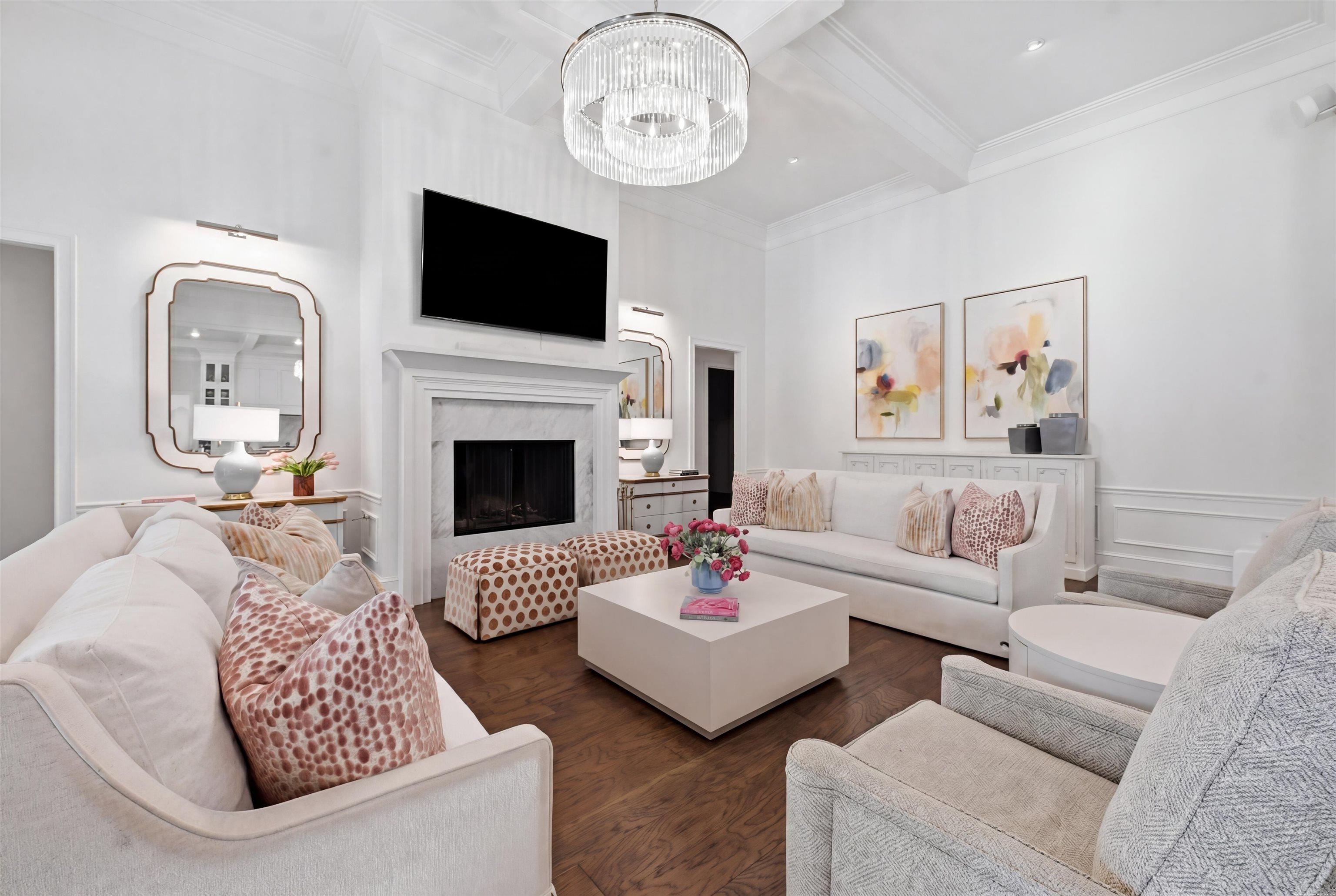 317 Abrielle Lane