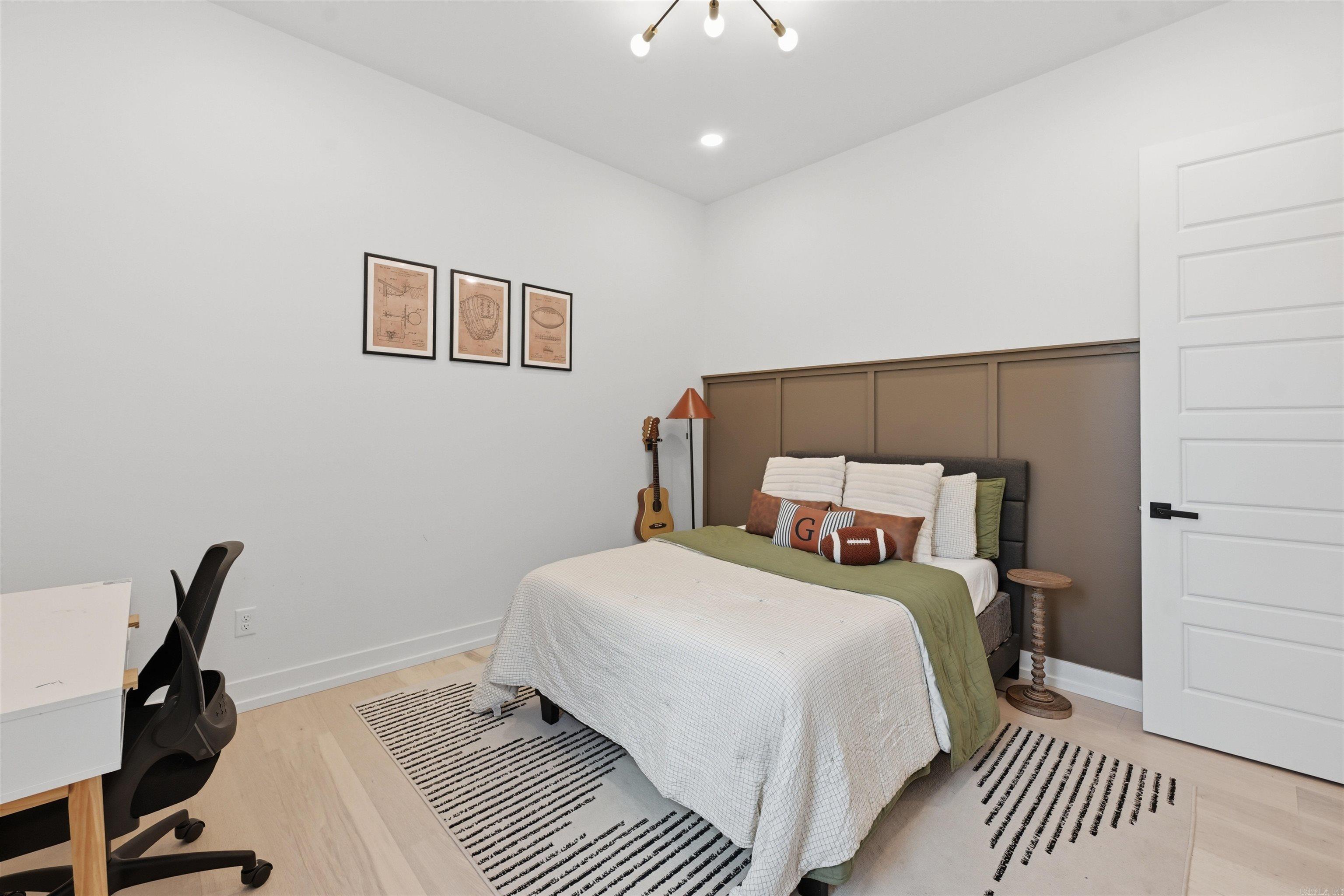 2001 SUNSTONE Drive