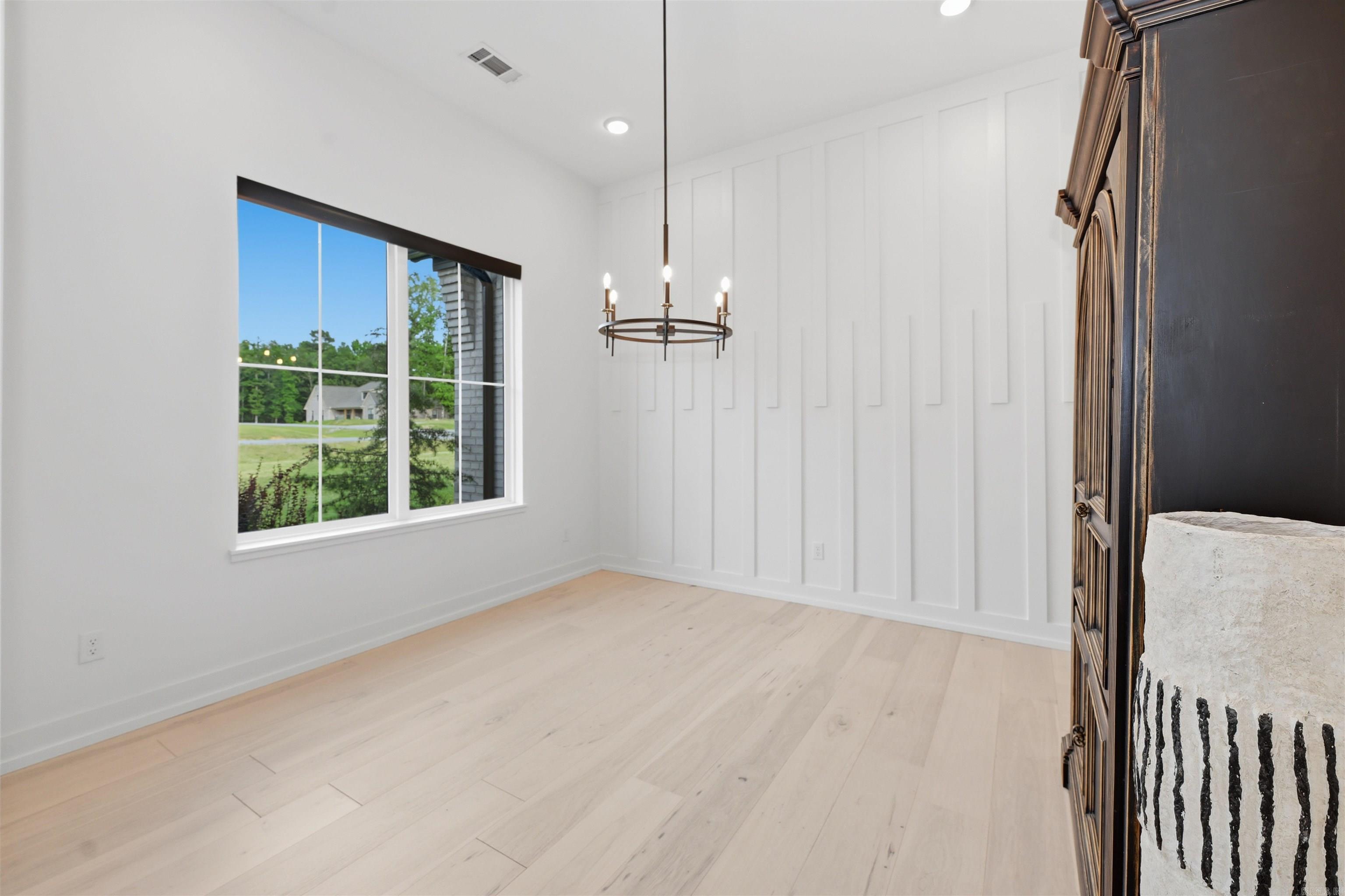 2001 SUNSTONE Drive