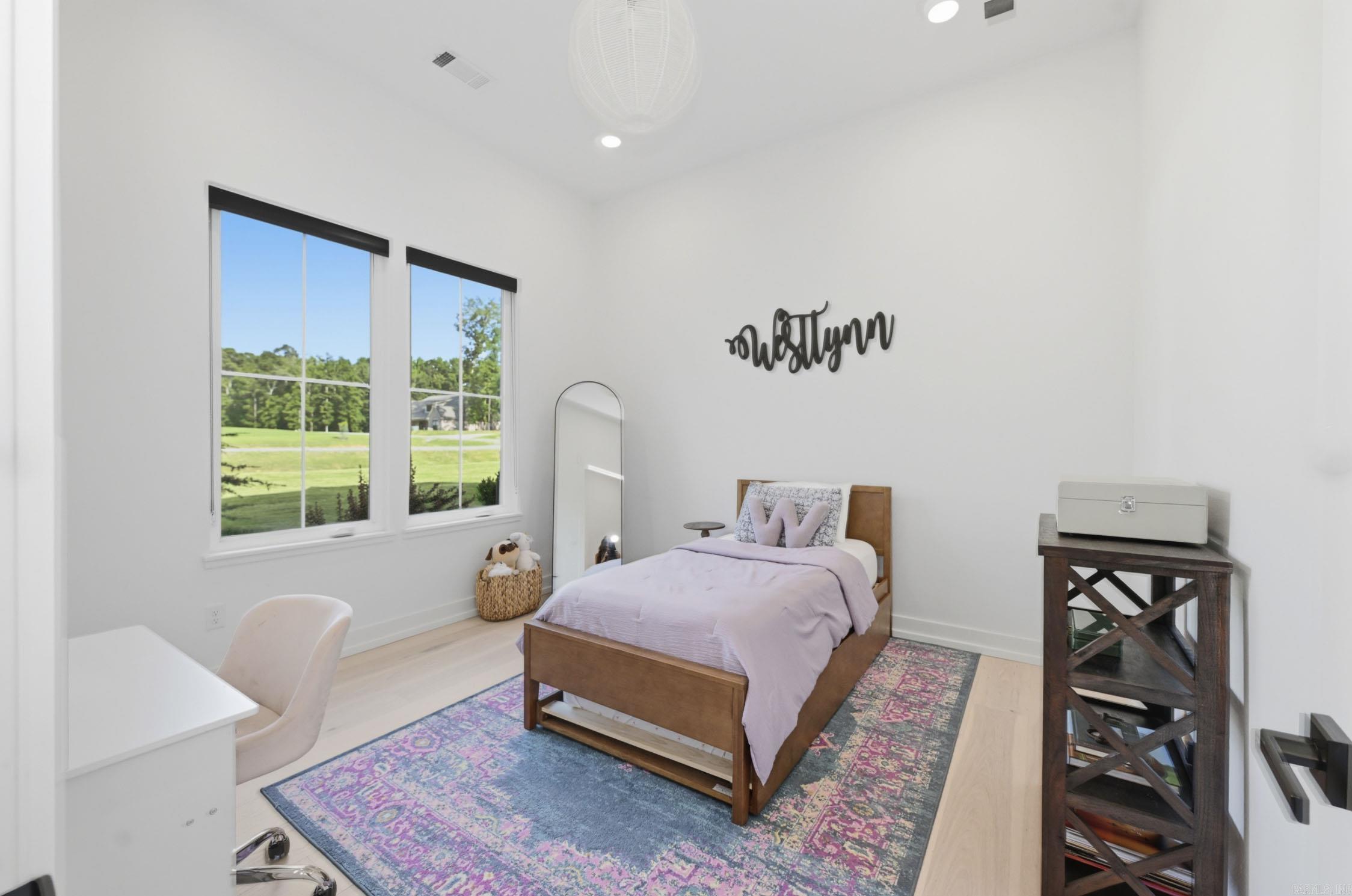 2001 SUNSTONE Drive