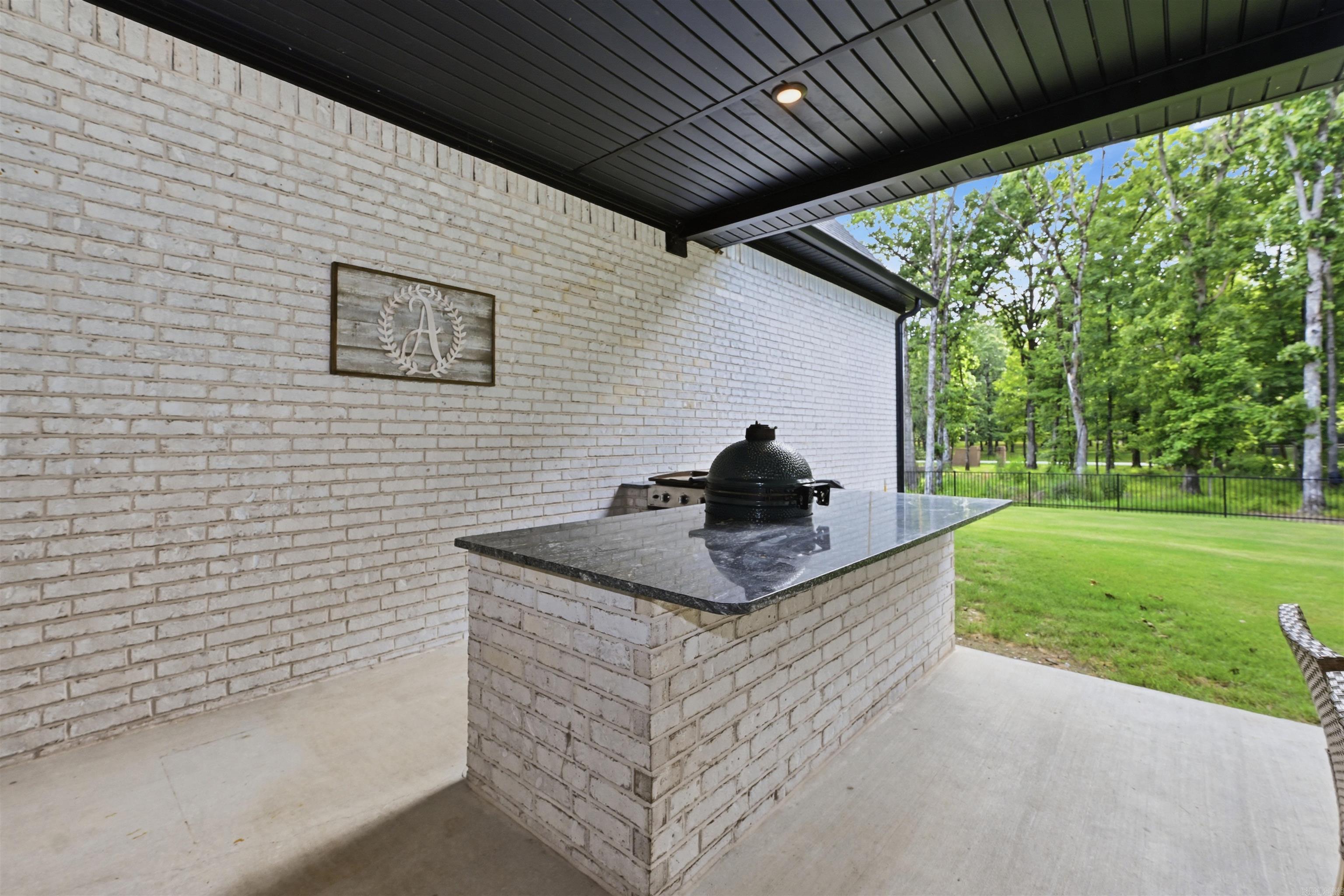 2001 SUNSTONE Drive