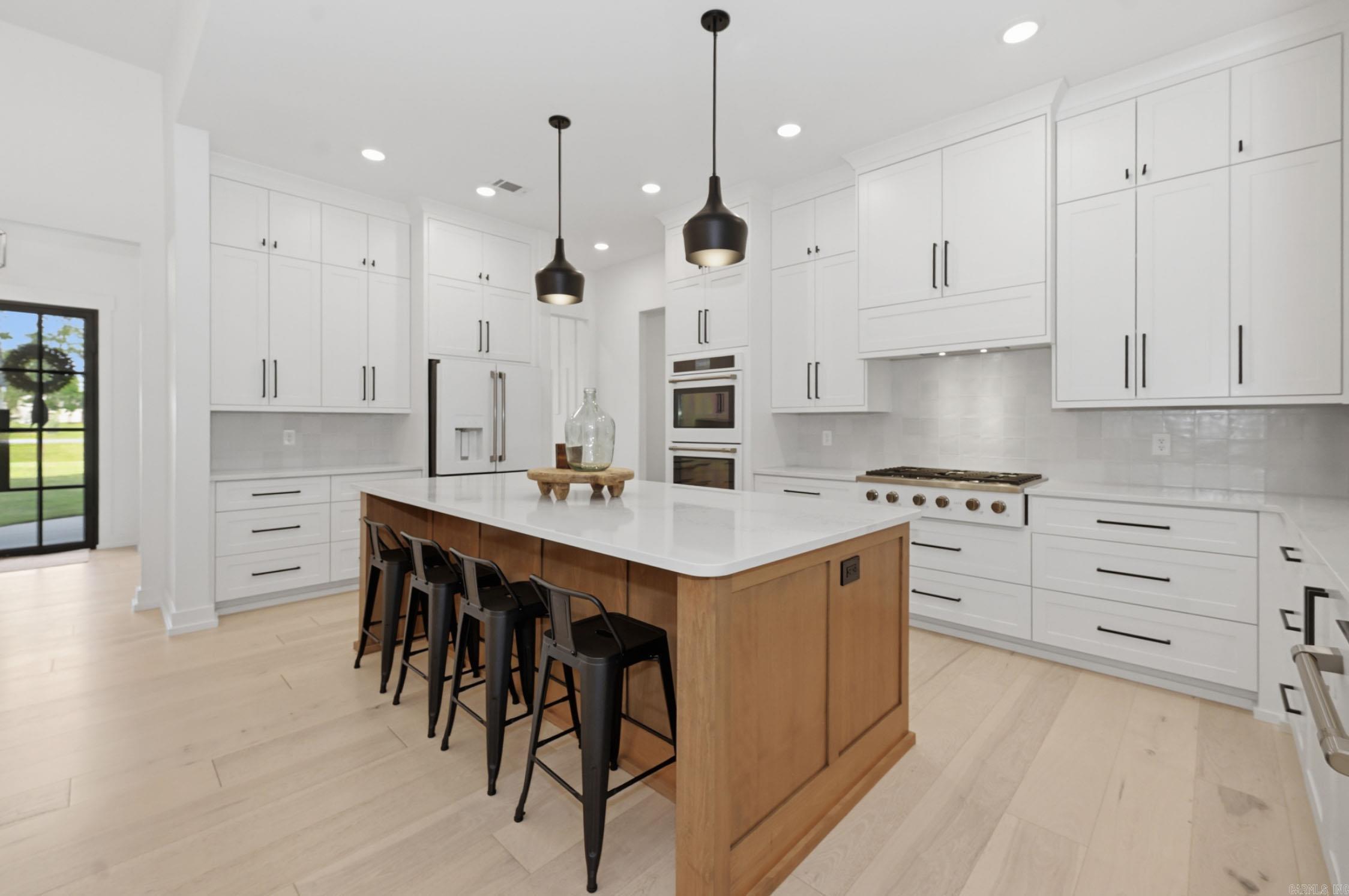 2001 SUNSTONE Drive