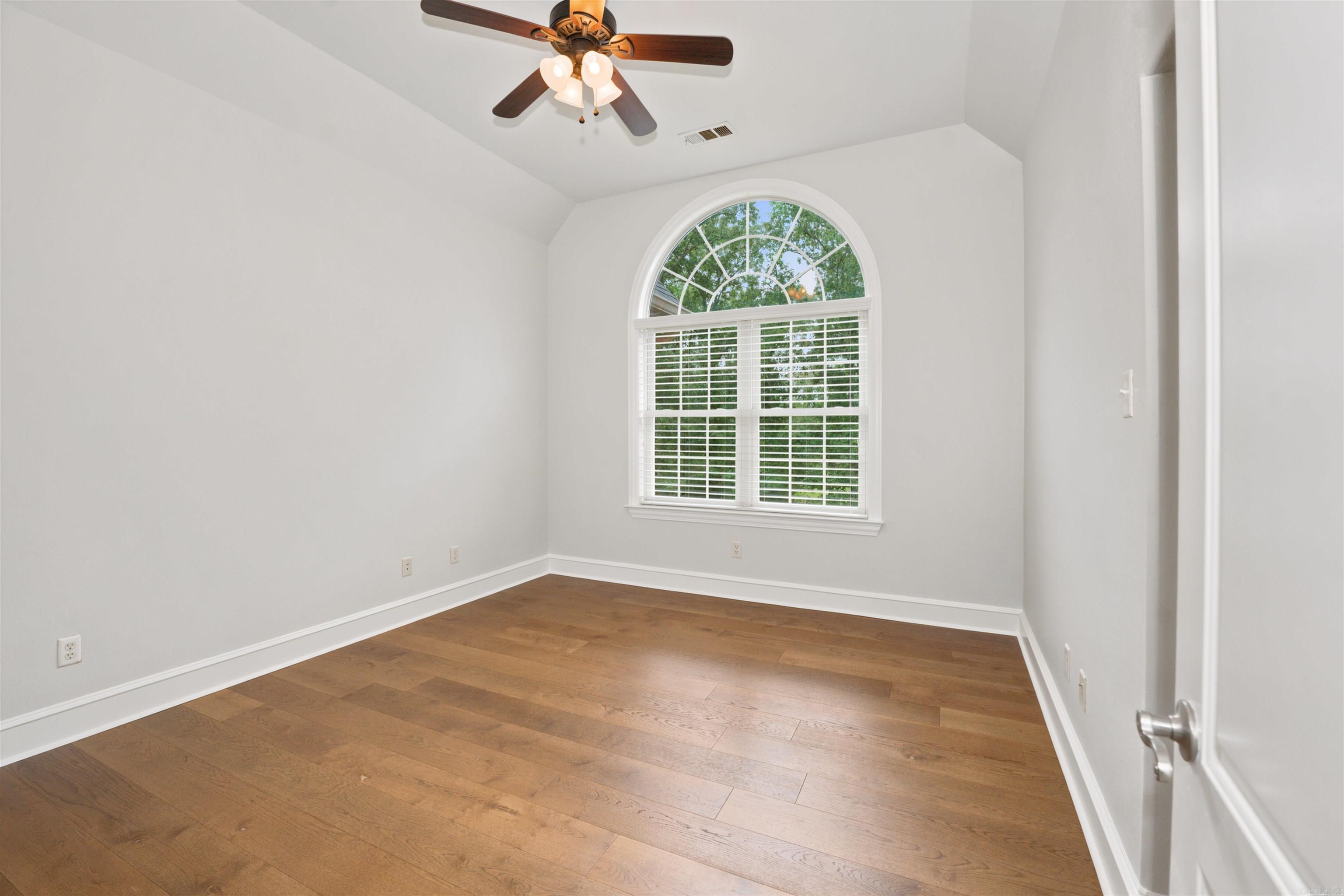 200 W Hillcrest Drive