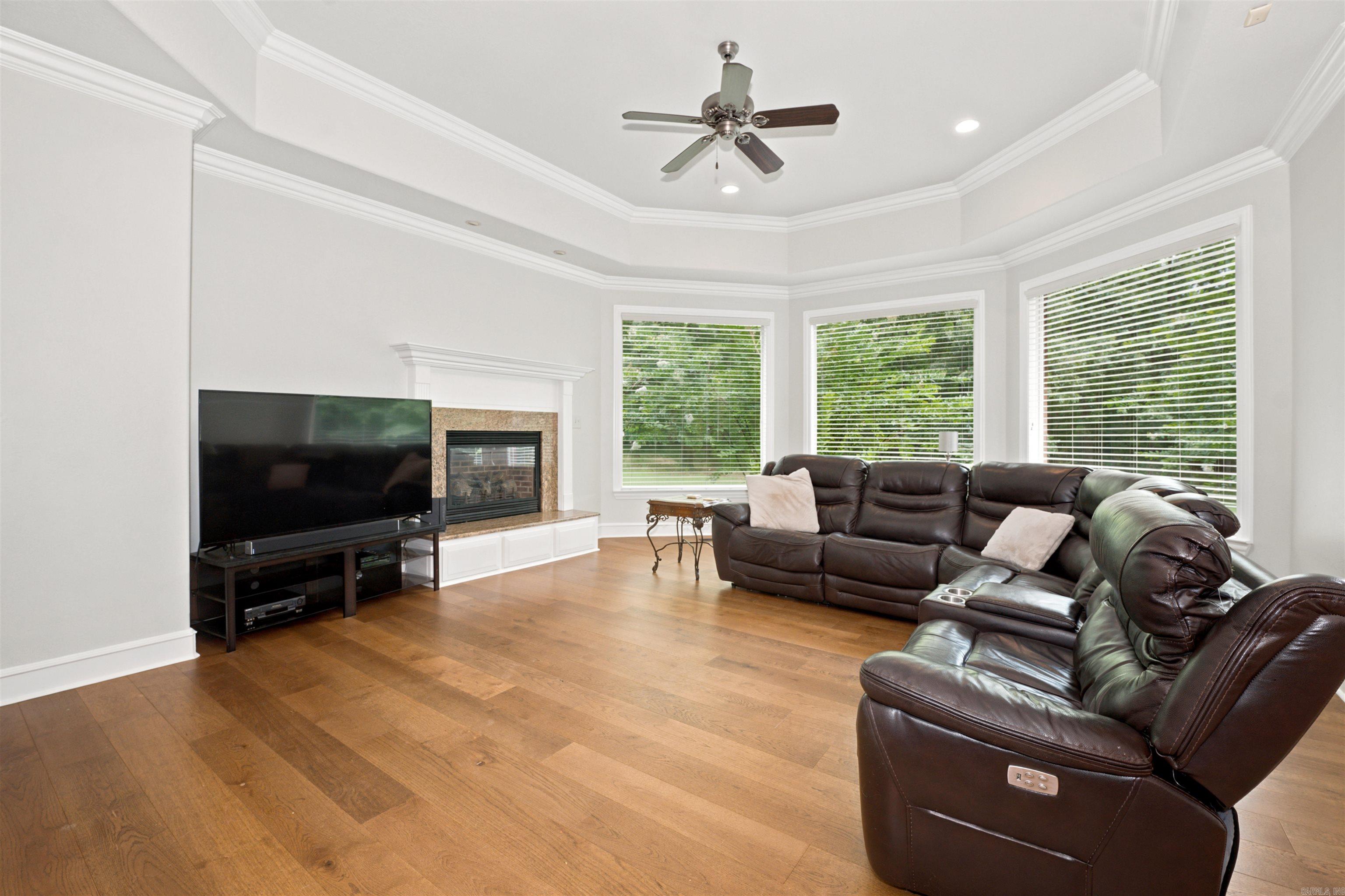 200 W Hillcrest Drive