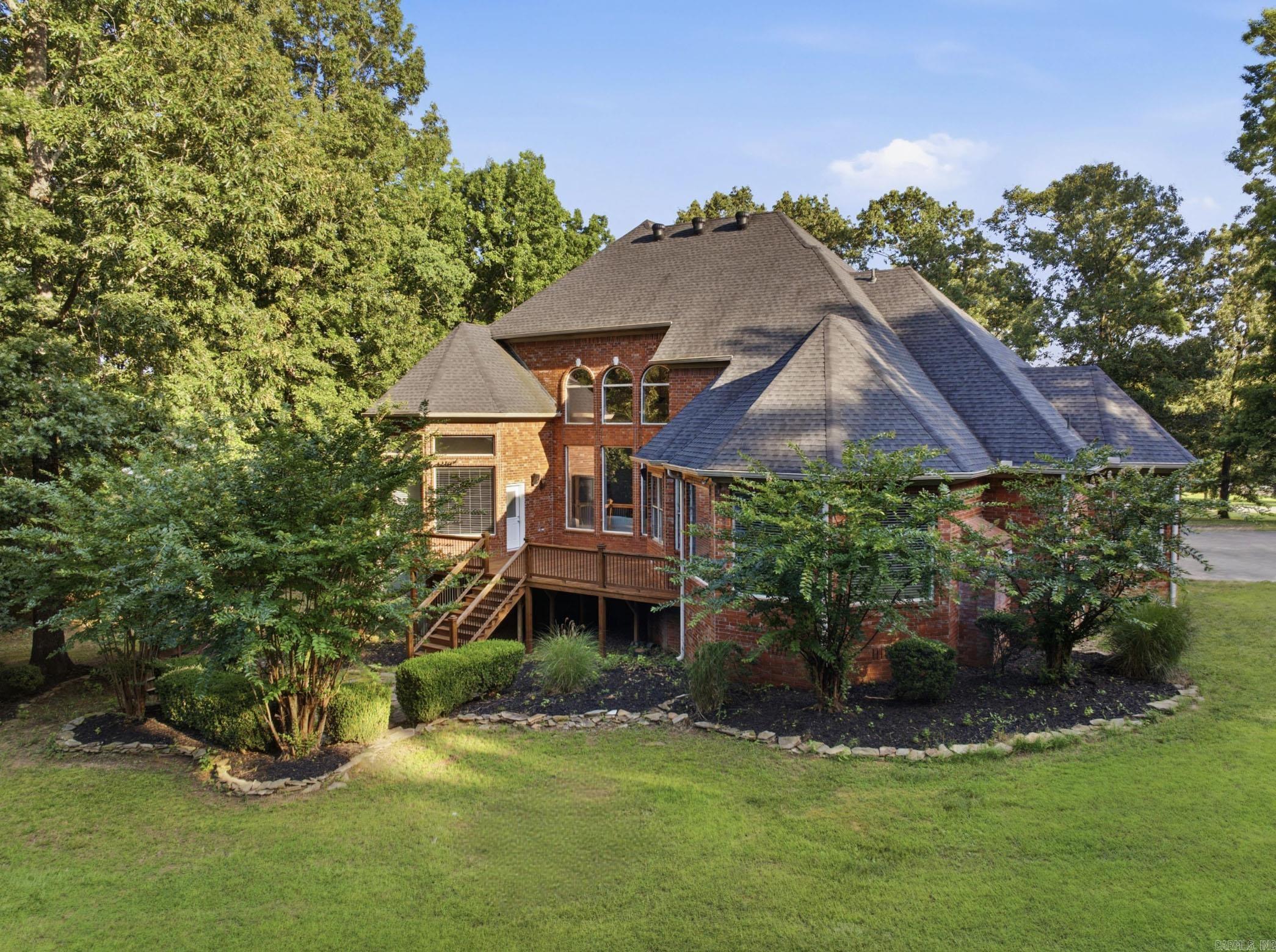 200 W Hillcrest Drive