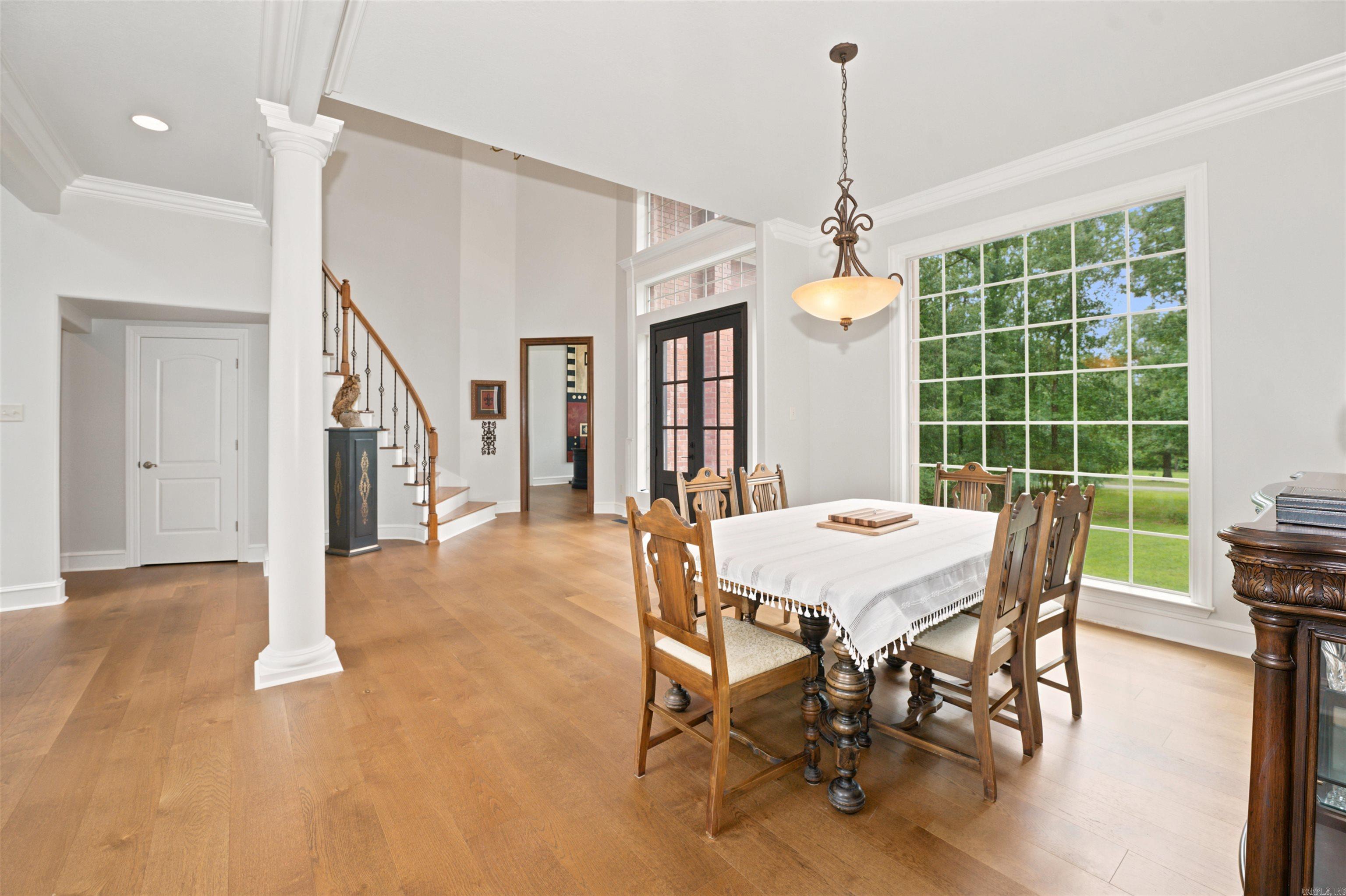 200 W Hillcrest Drive