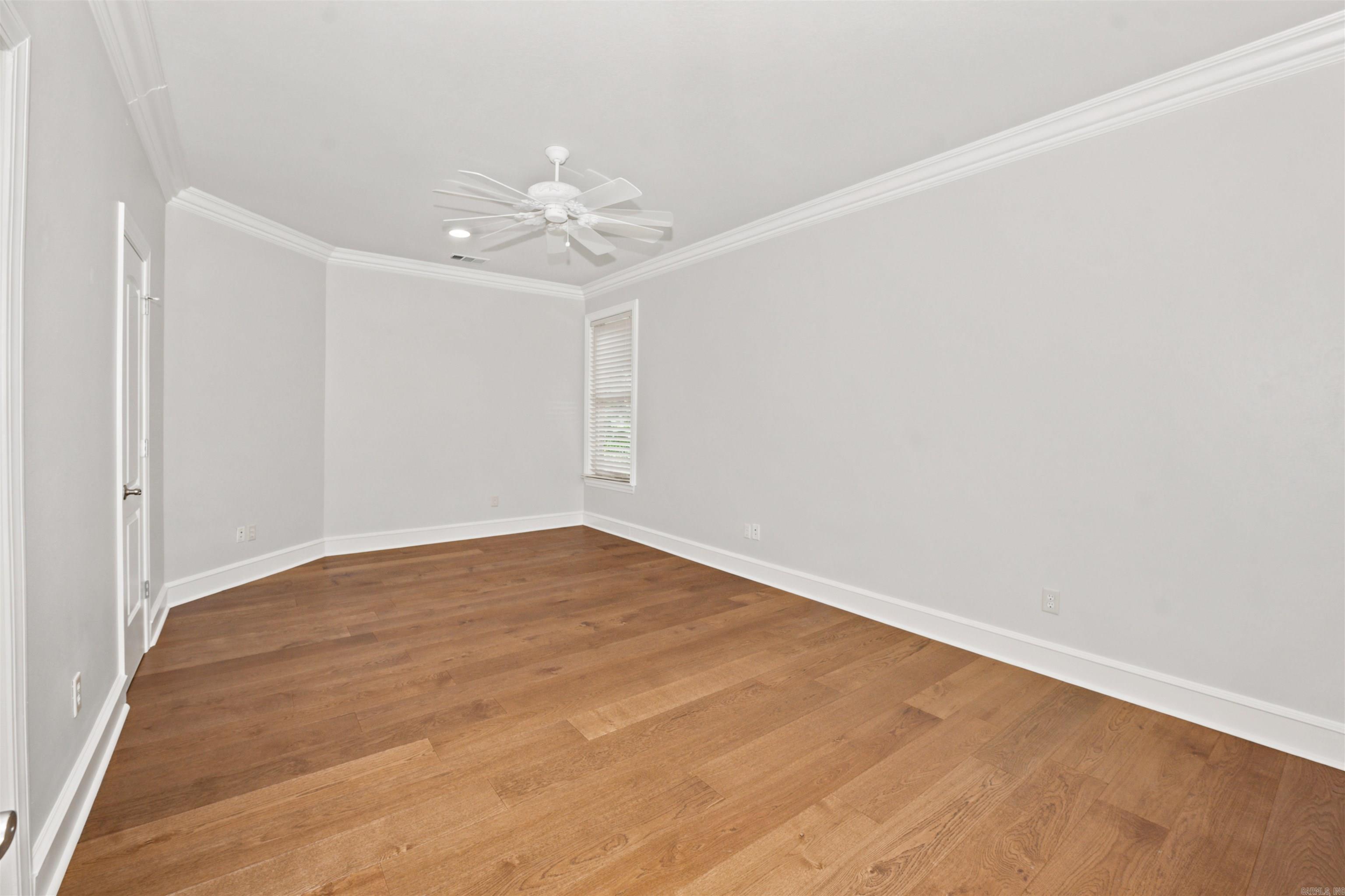 200 W Hillcrest Drive