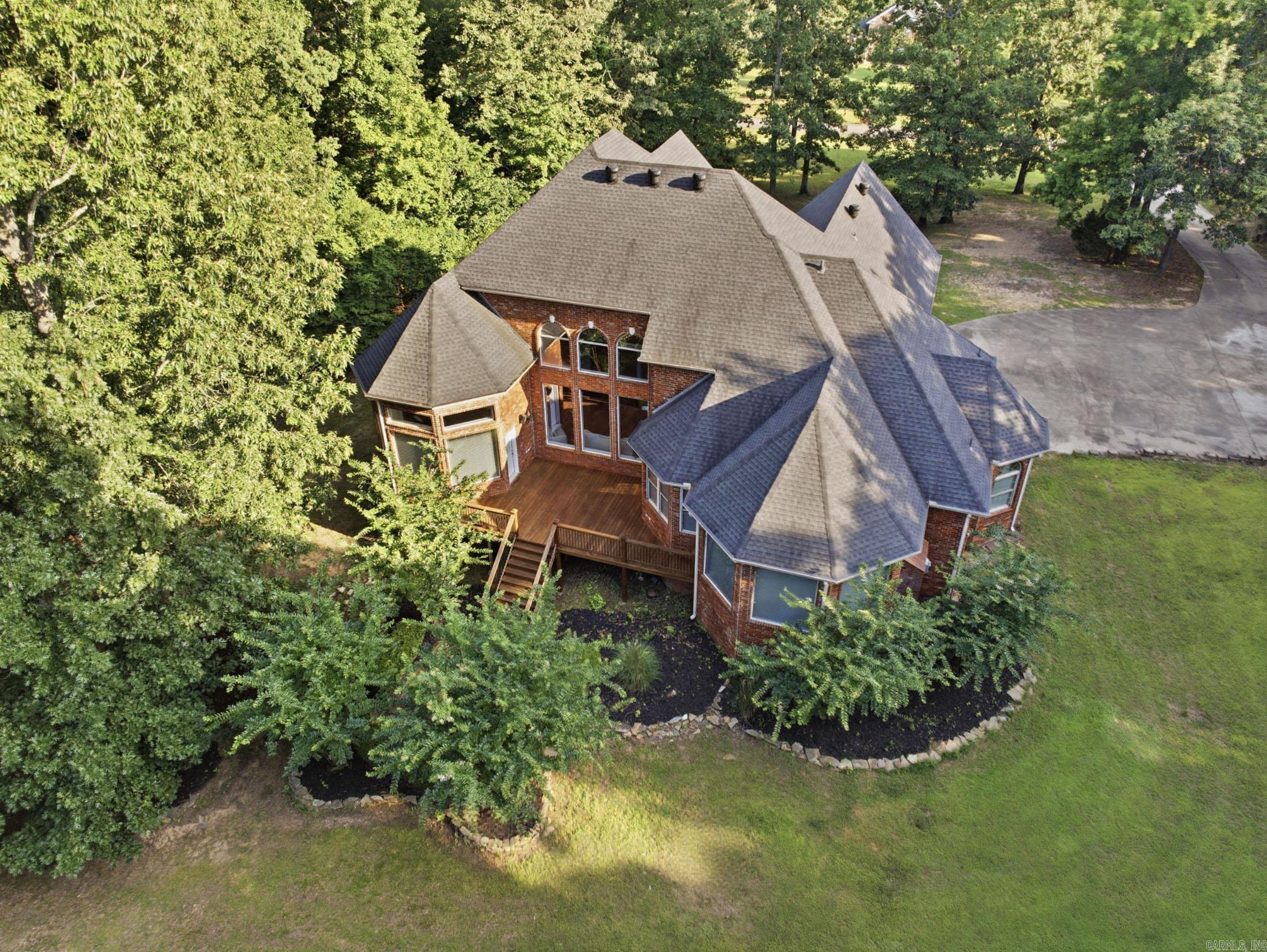 200 W Hillcrest Drive