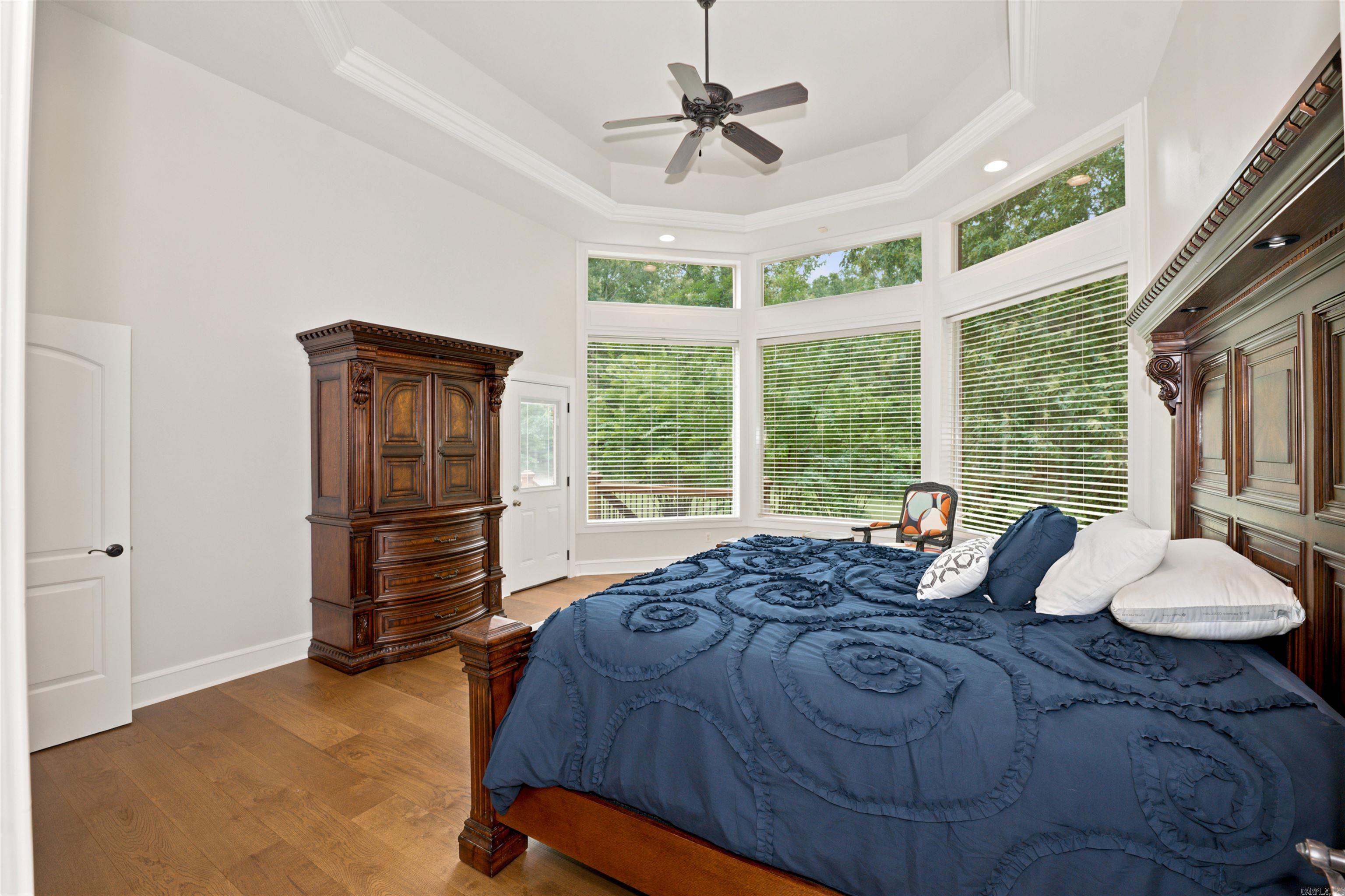 200 W Hillcrest Drive