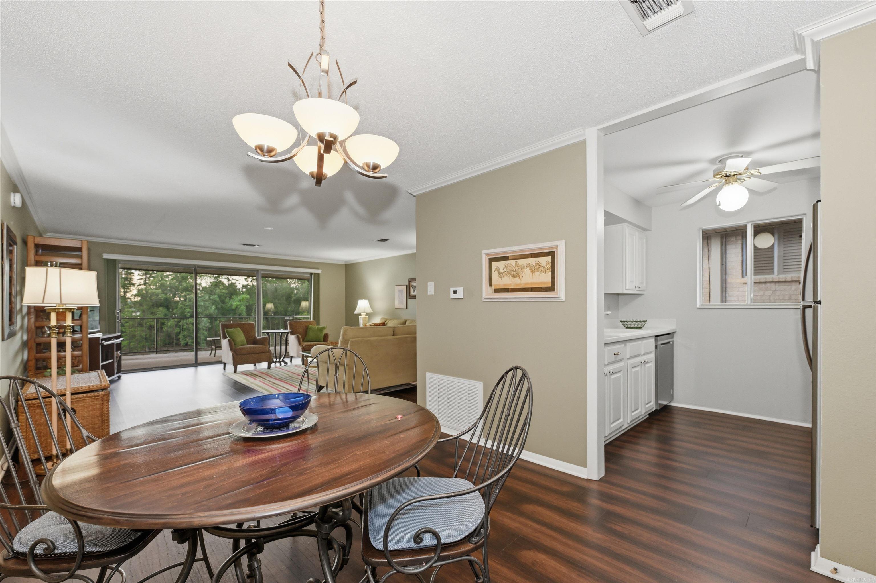 1250 Twin Points Road