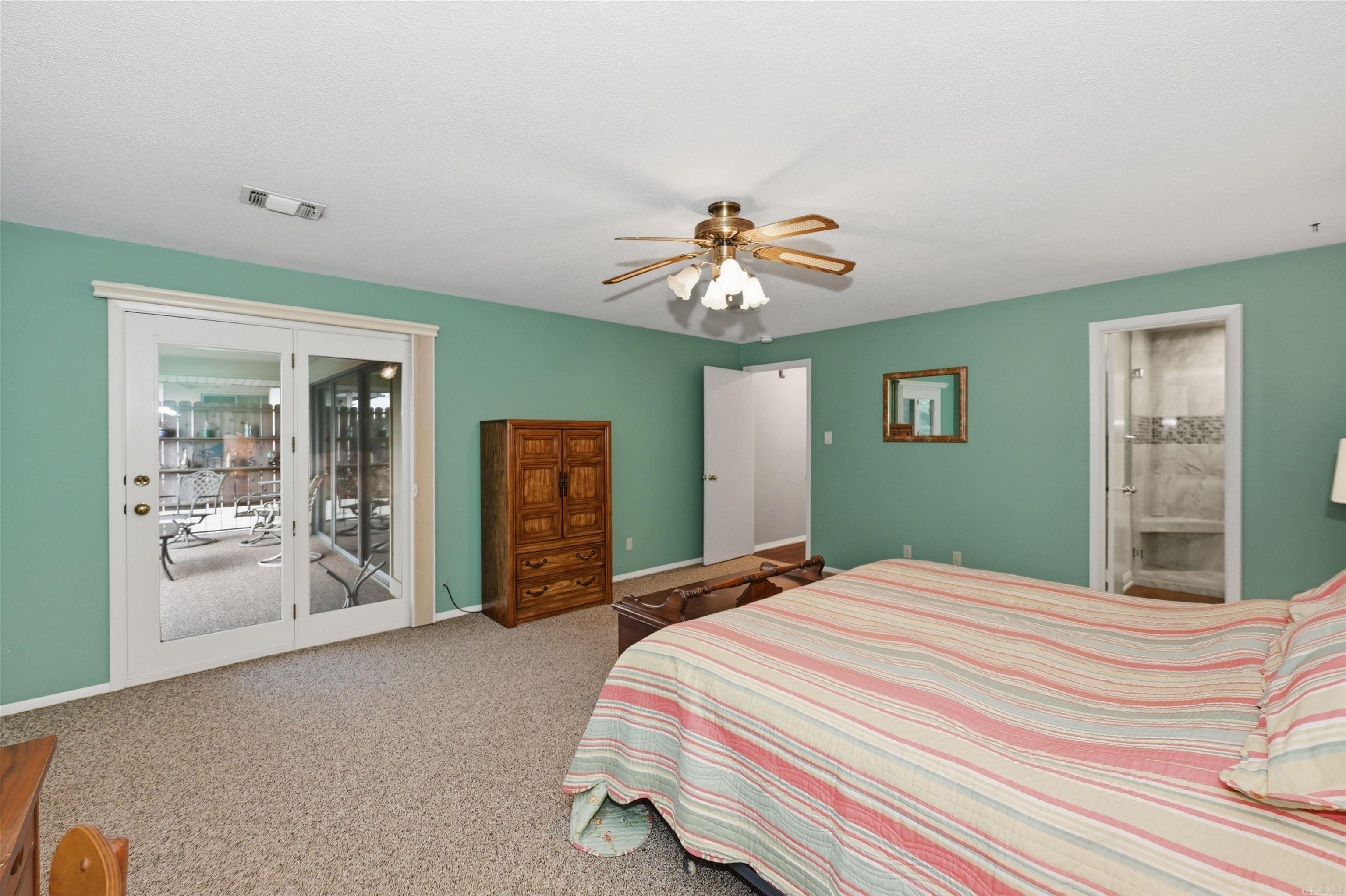 1250 Twin Points Road