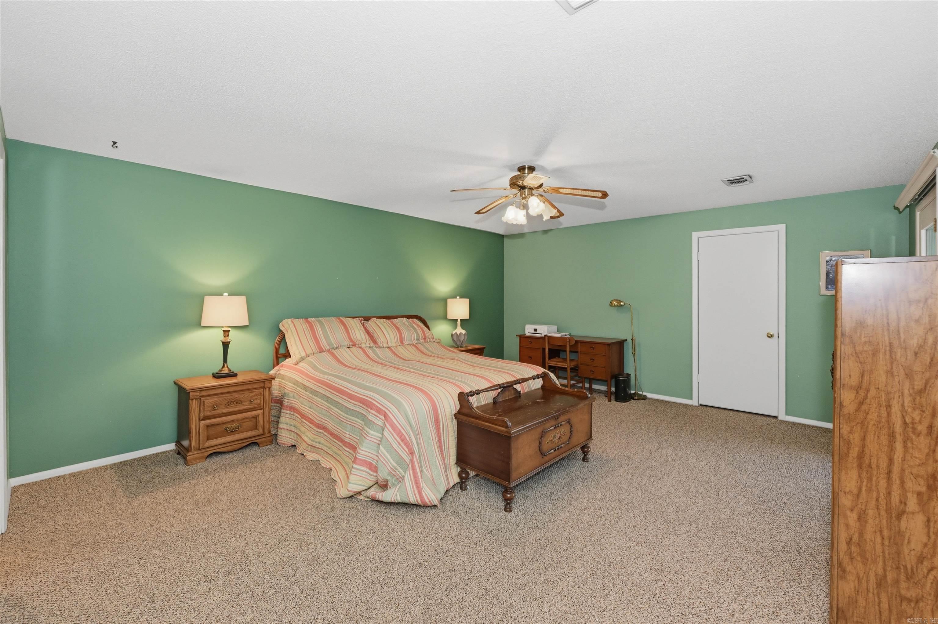 1250 Twin Points Road