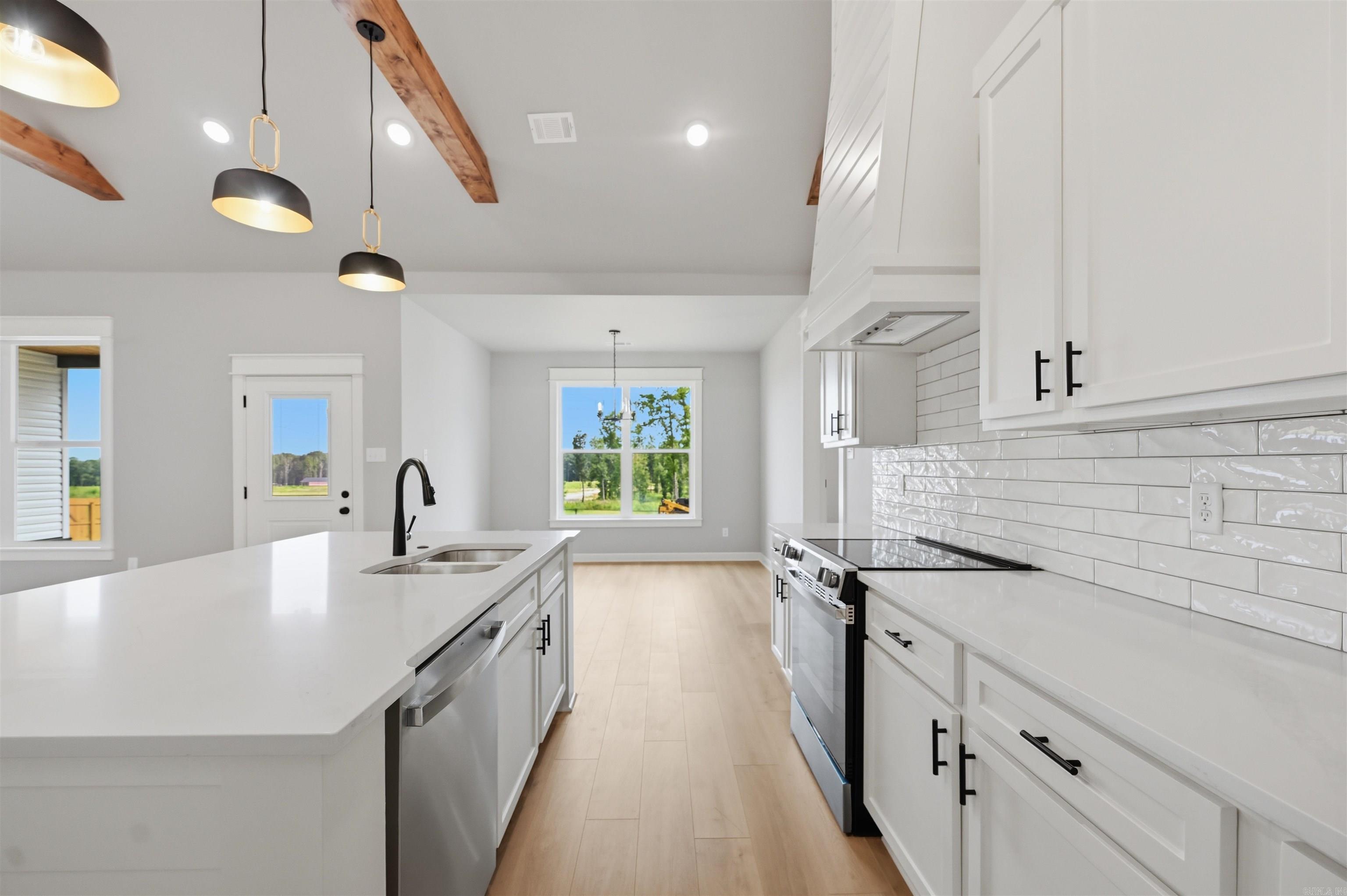 10613 West Miller