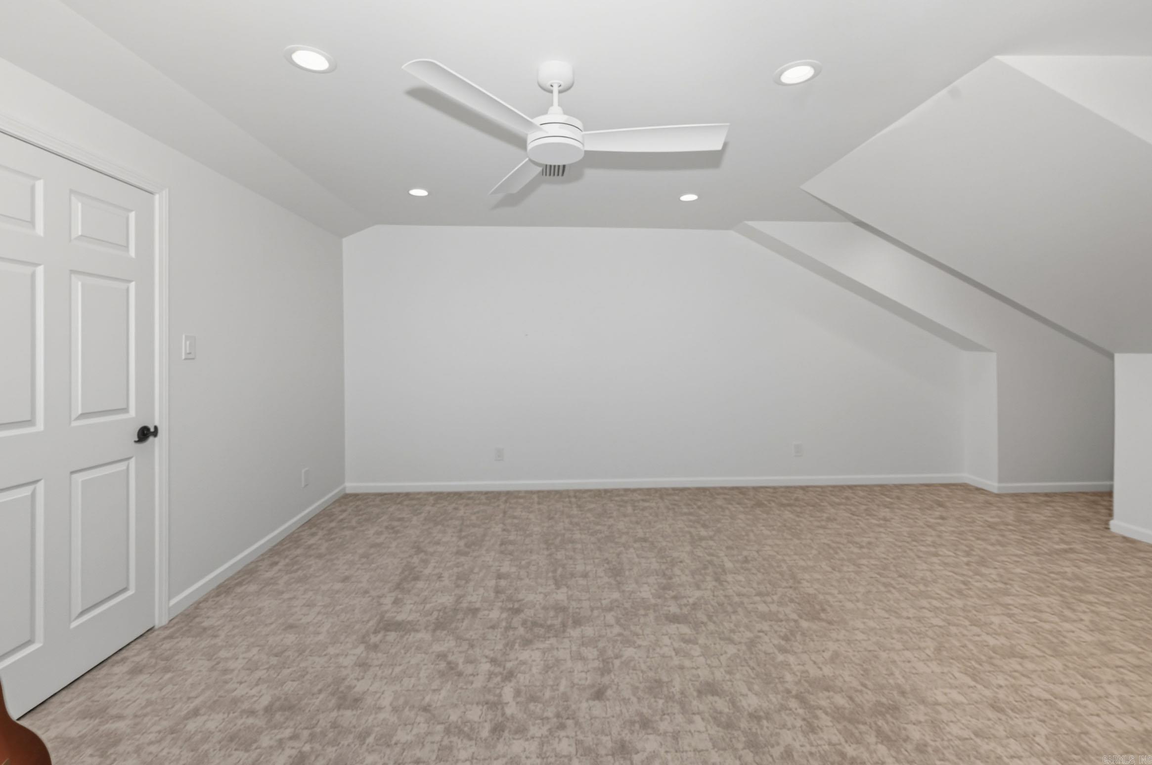 801 Pleasant Valley Drive Unit: 19