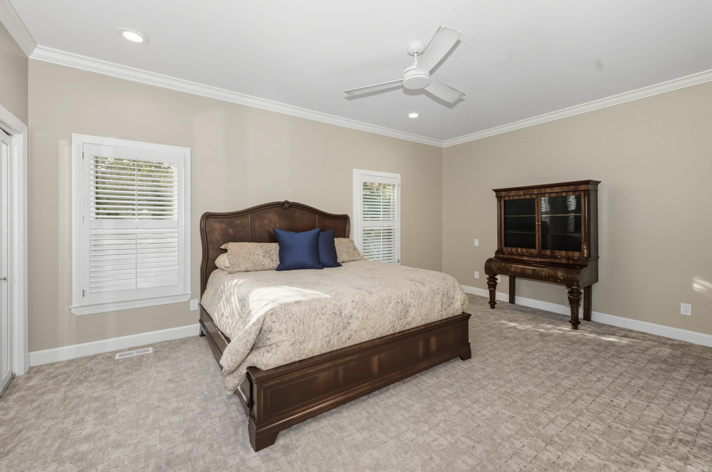 801 Pleasant Valley Drive Unit: 19