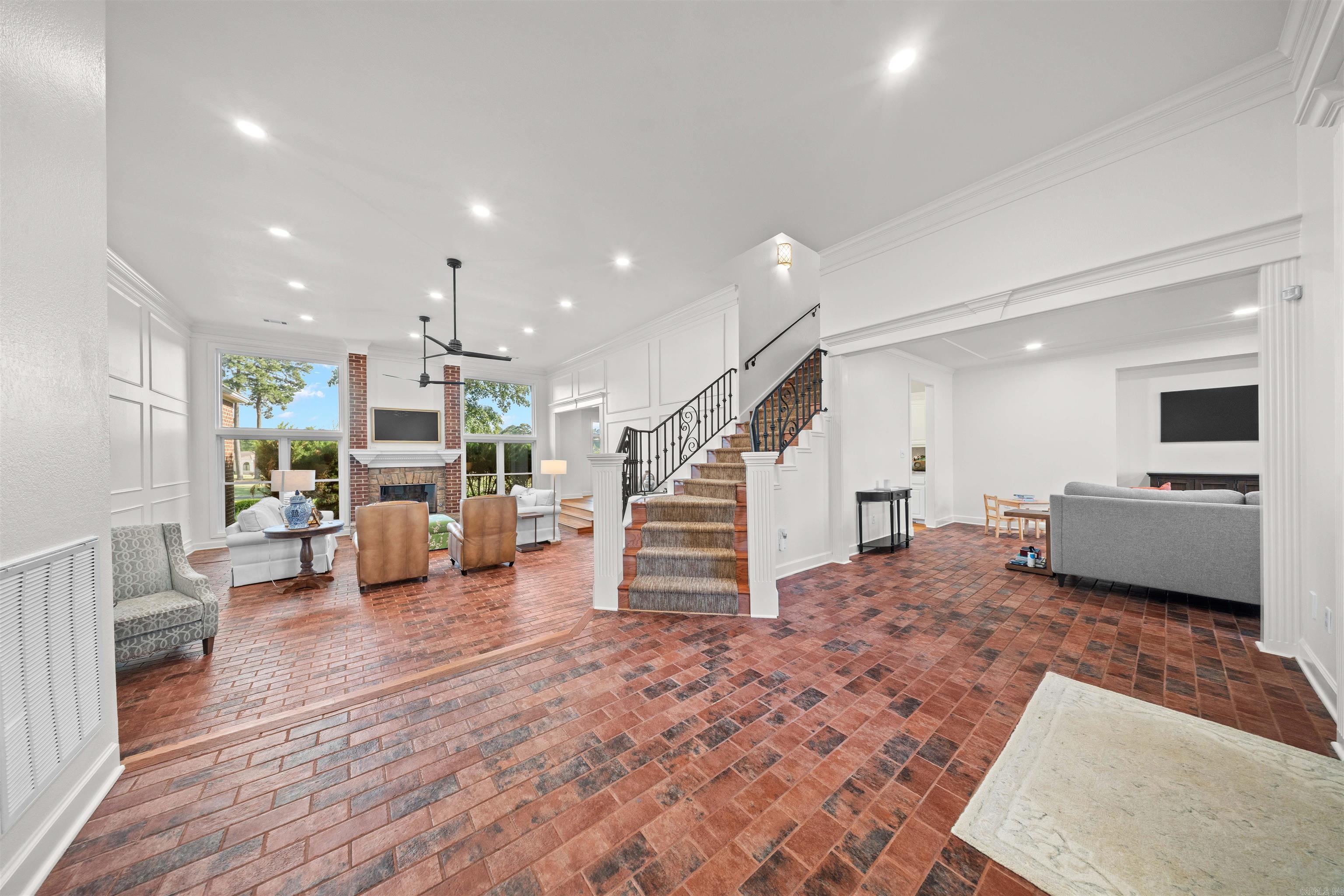 5006 Colonial Court