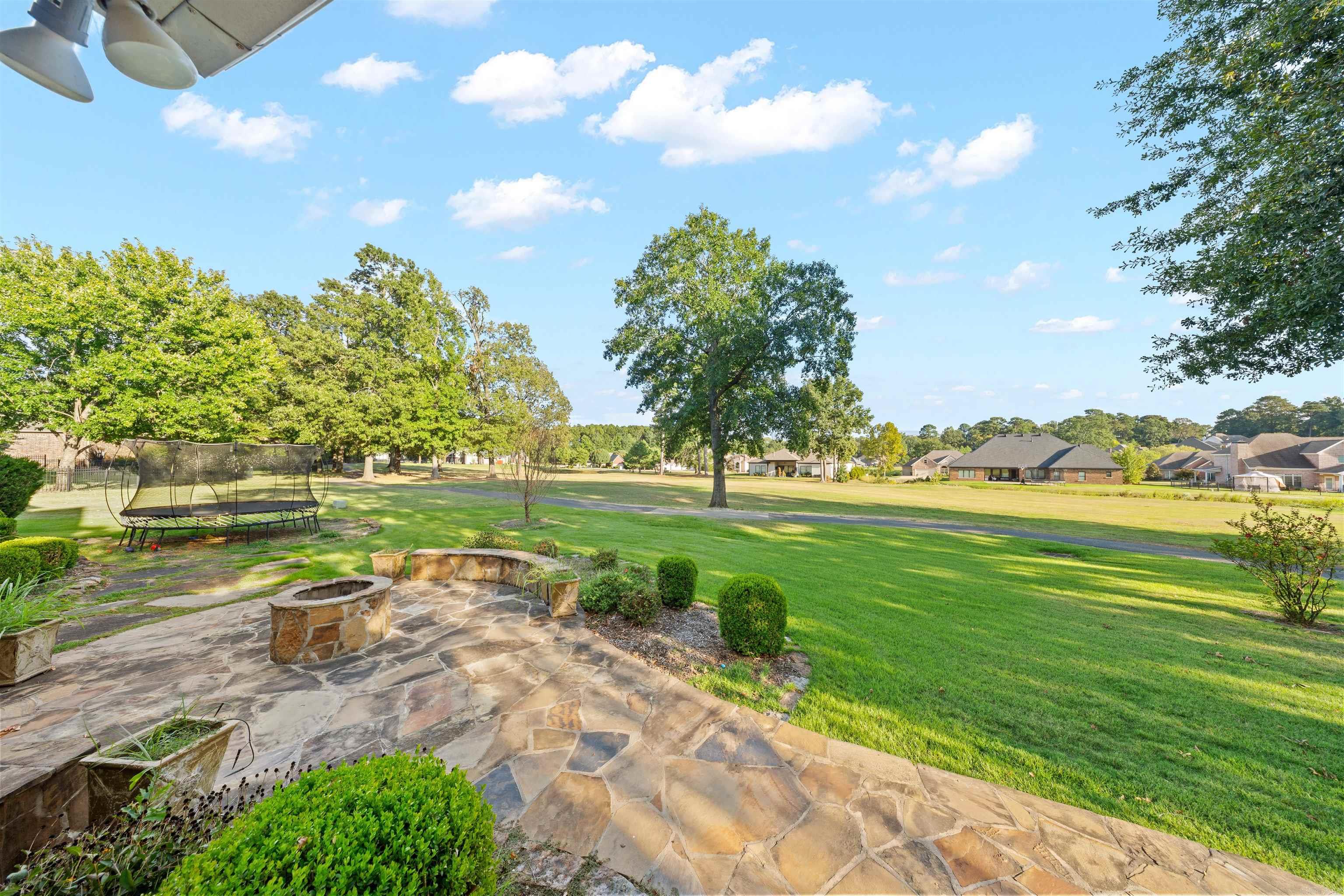 5006 Colonial Court
