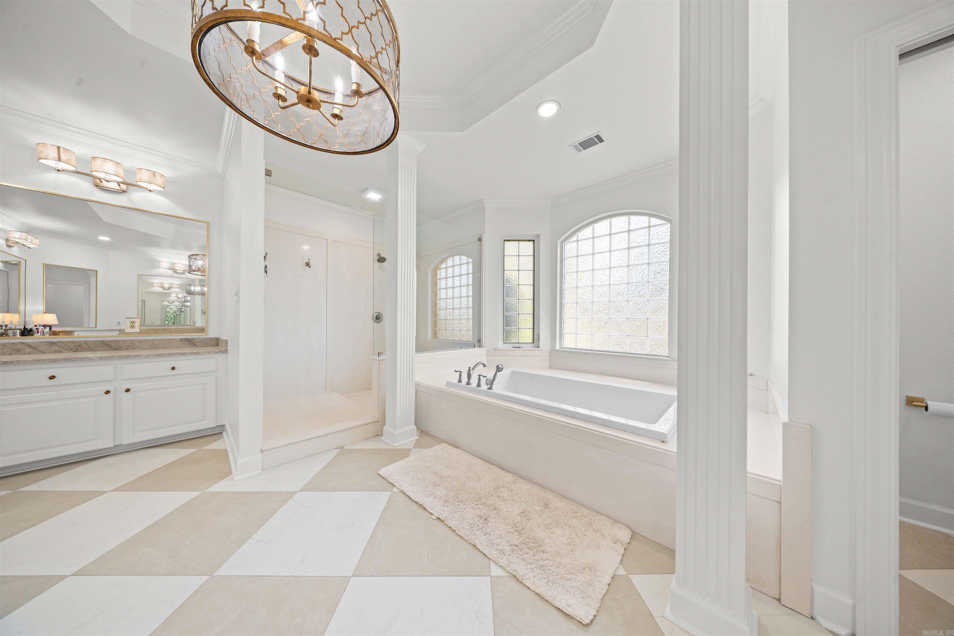 5006 Colonial Court