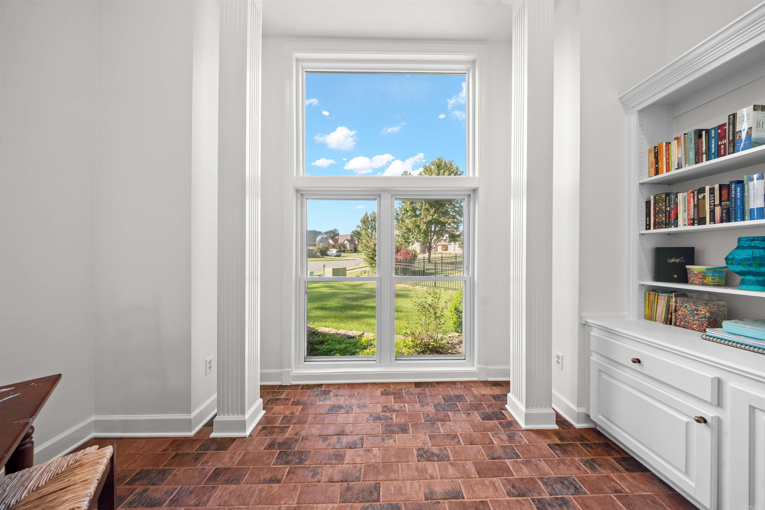 5006 Colonial Court