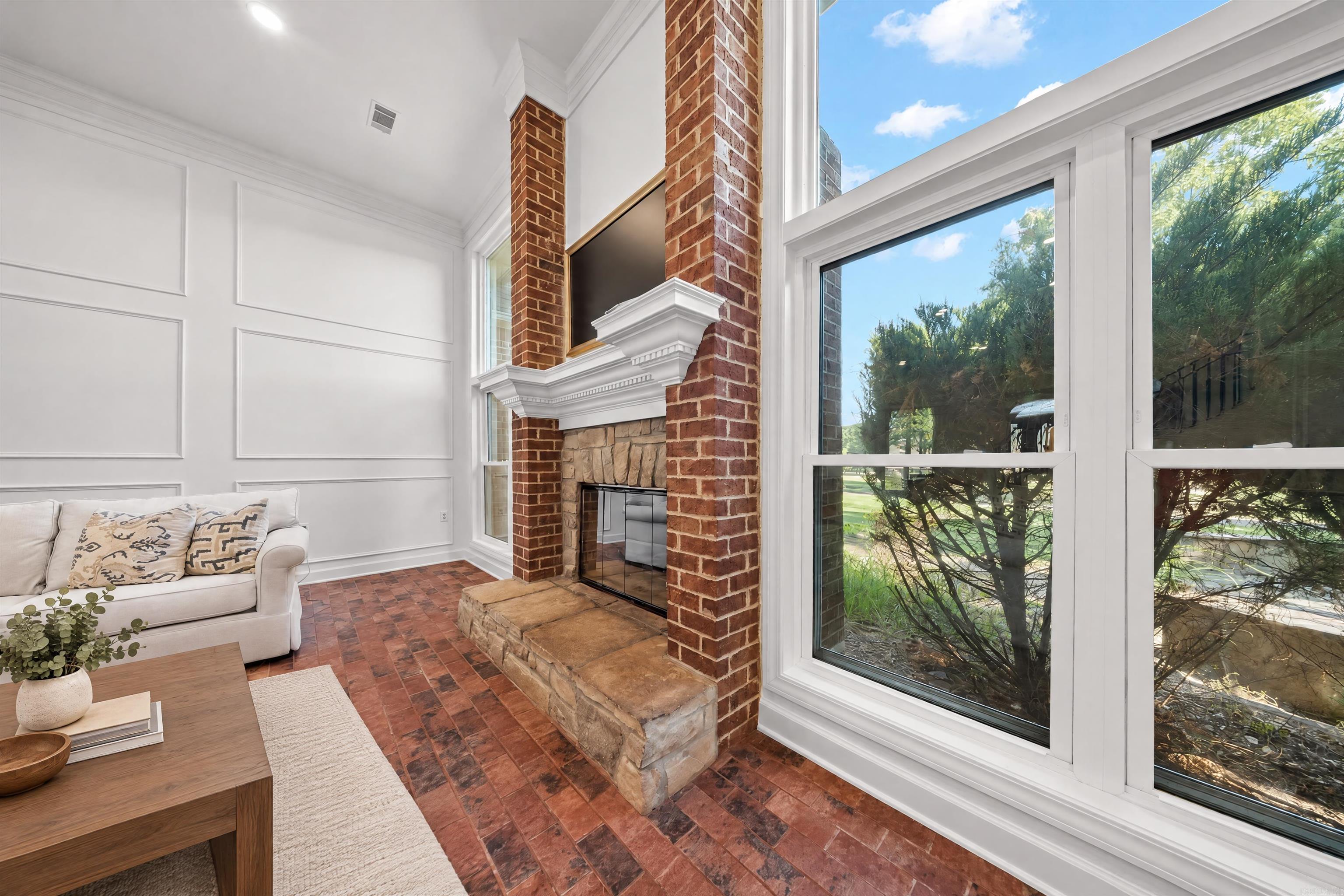 5006 Colonial Court