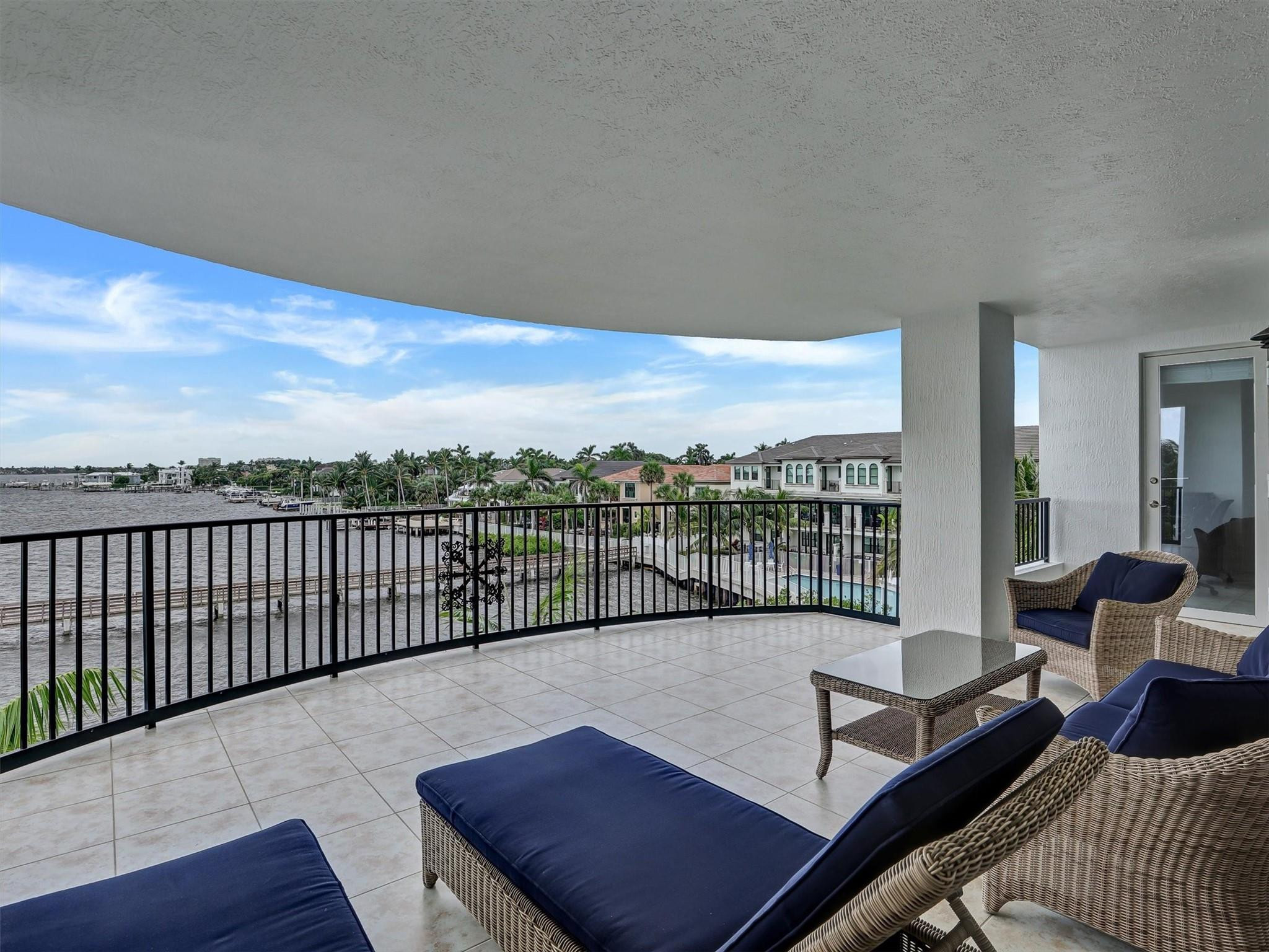 2700 N Federal Hwy 406