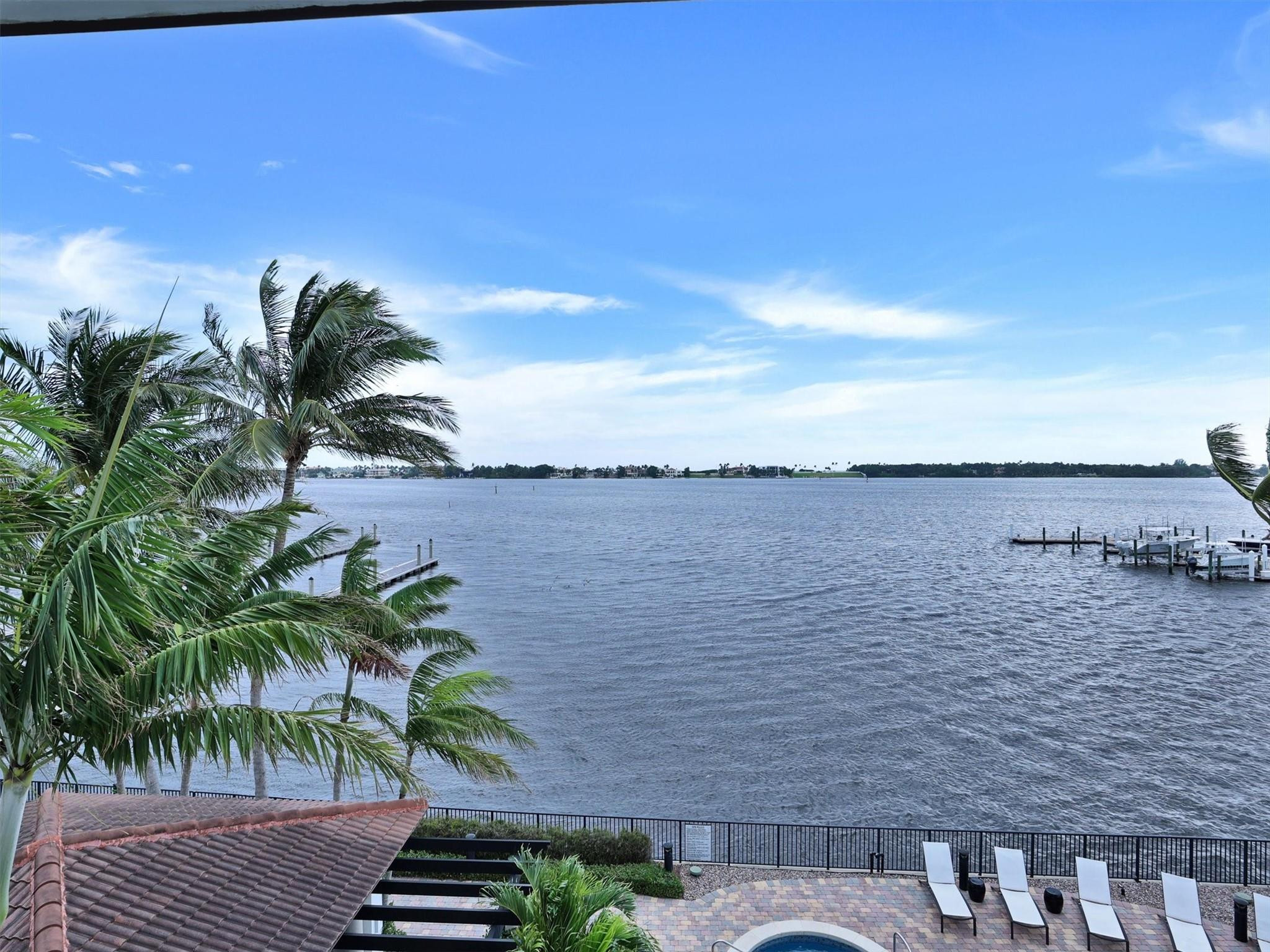 2700 N Federal Hwy 406