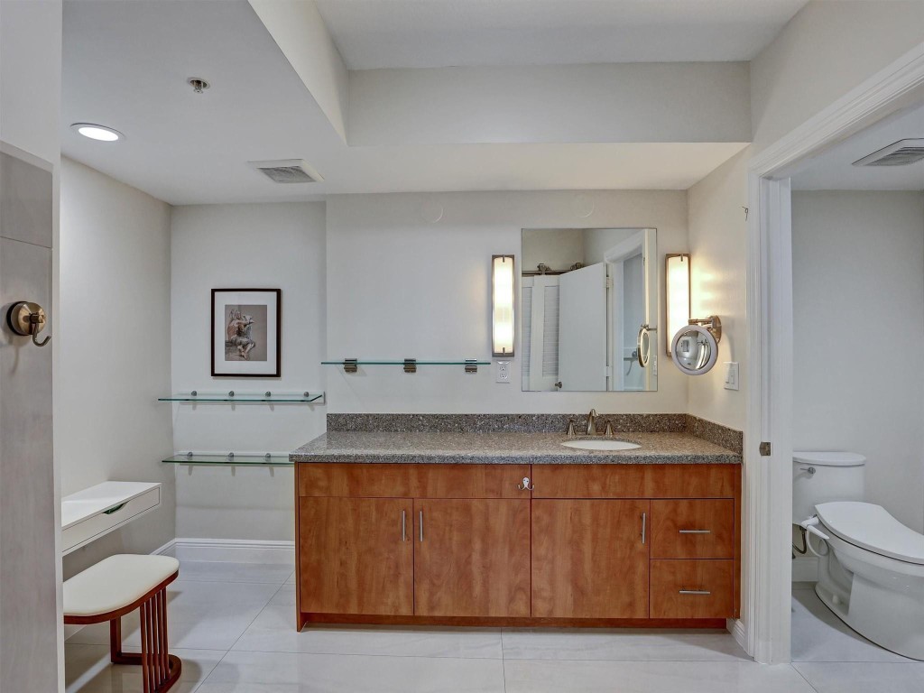 2700 N Federal Hwy 406