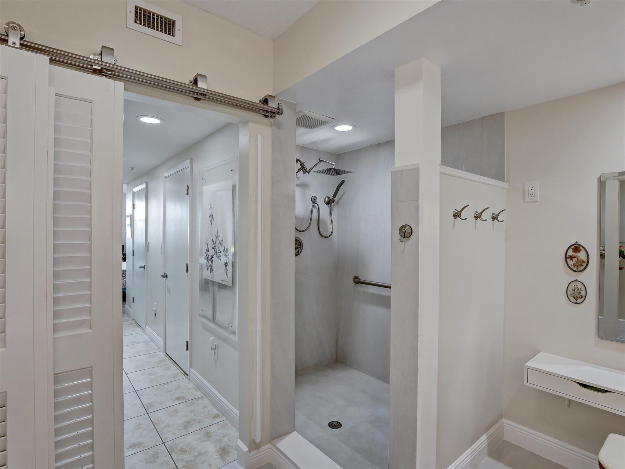 2700 N Federal Hwy 406