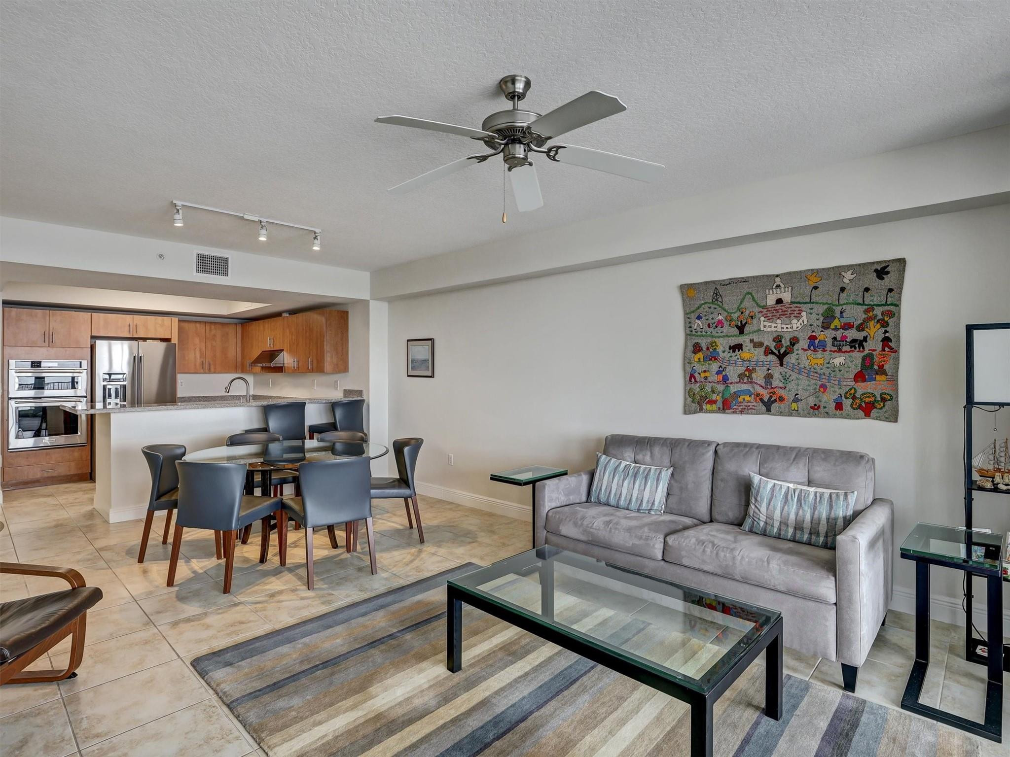 2700 N Federal Hwy 406