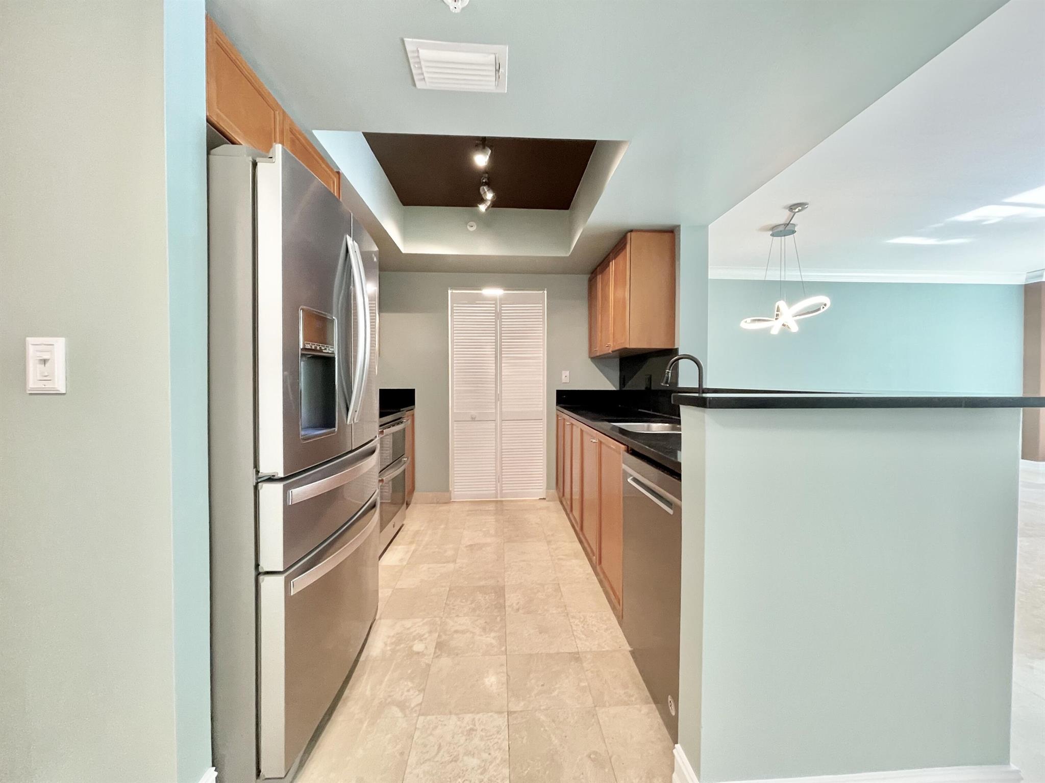 99 SE Mizner Boulevard 736