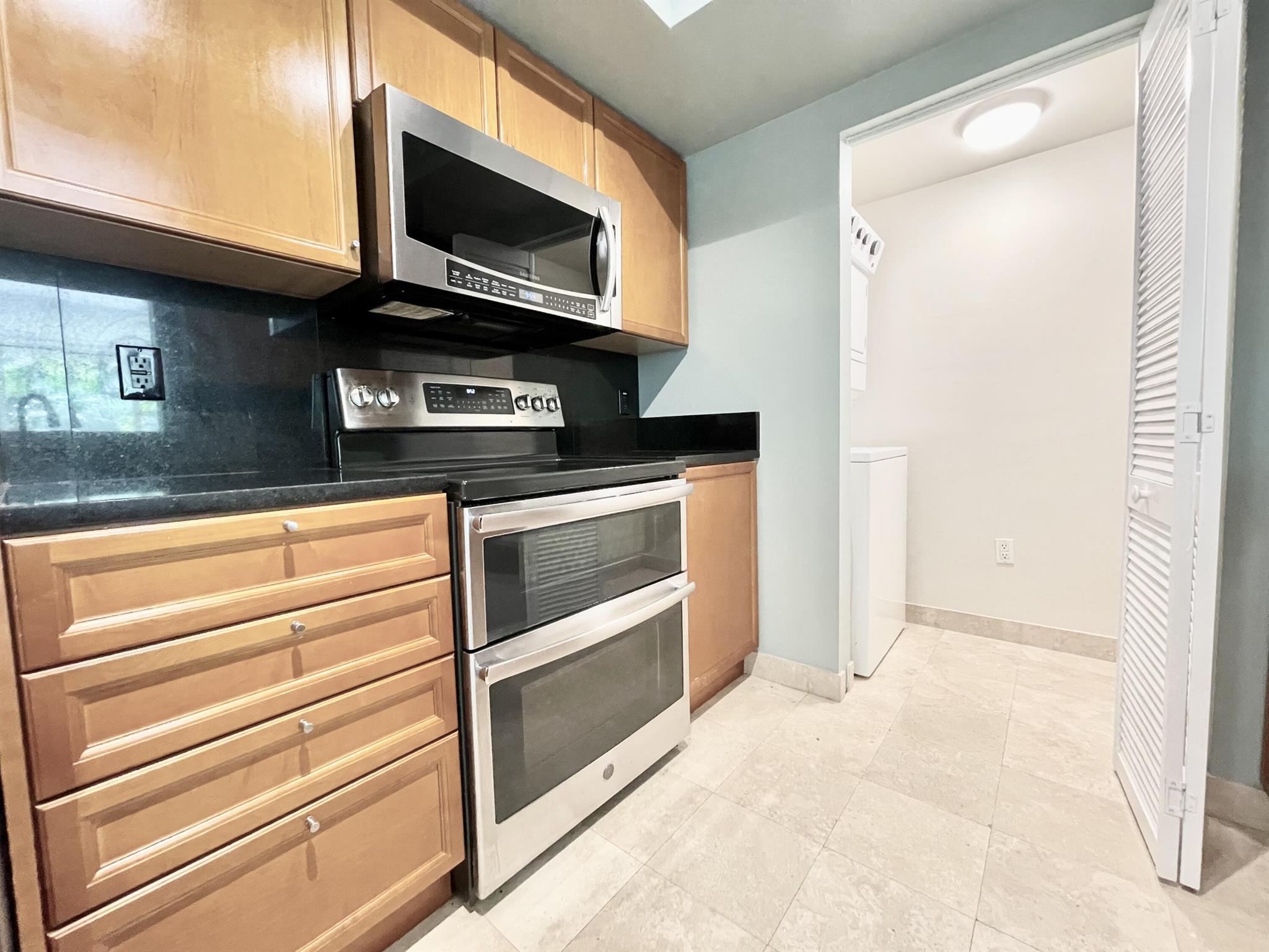 99 SE Mizner Boulevard 736