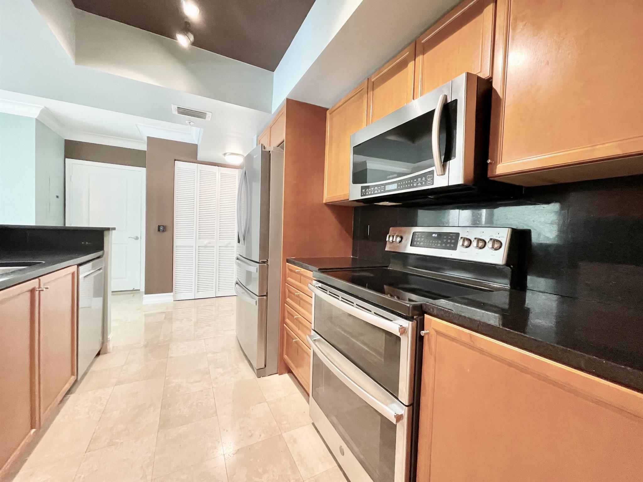 99 SE Mizner Boulevard 736
