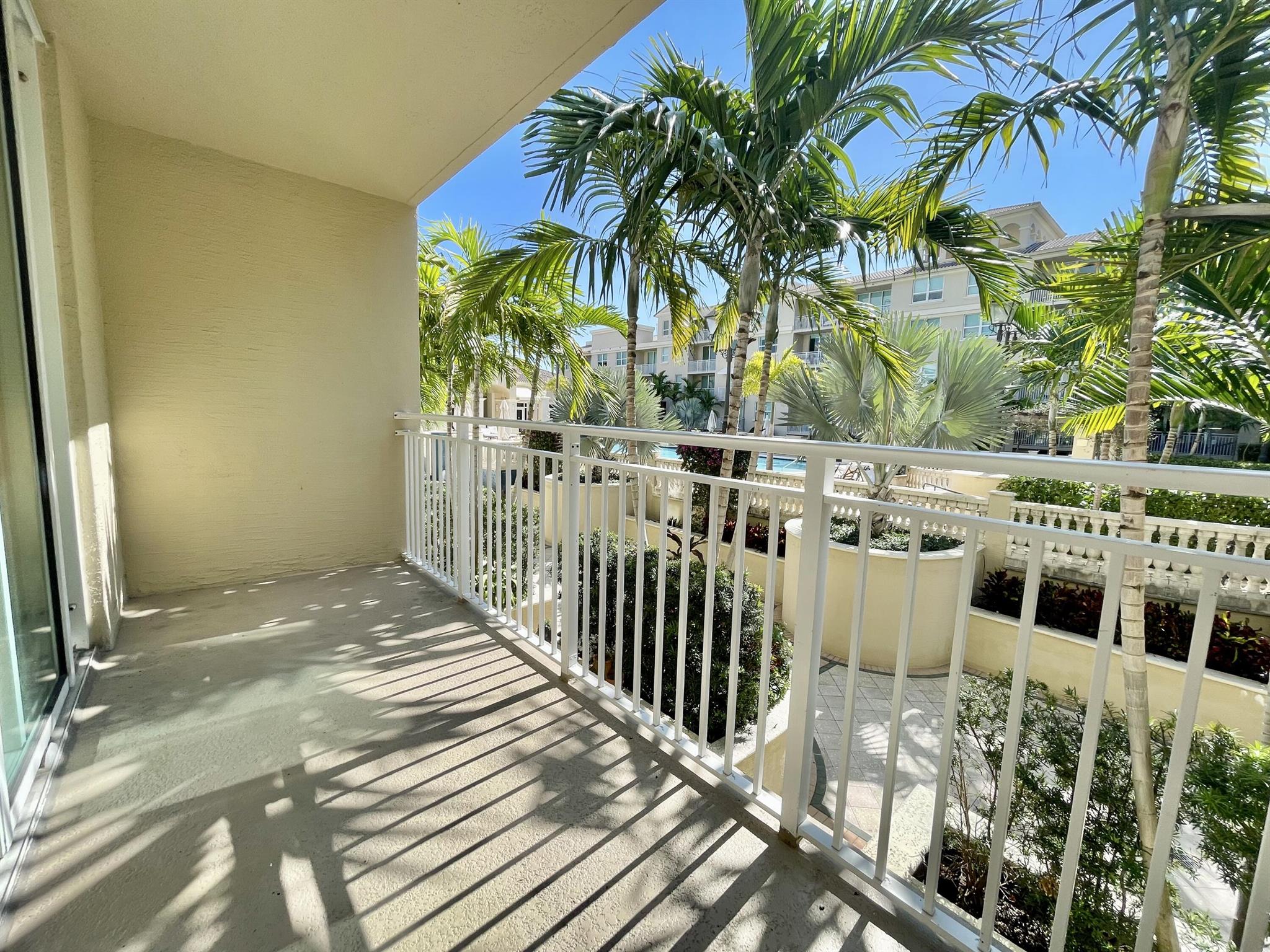 99 SE Mizner Boulevard 736