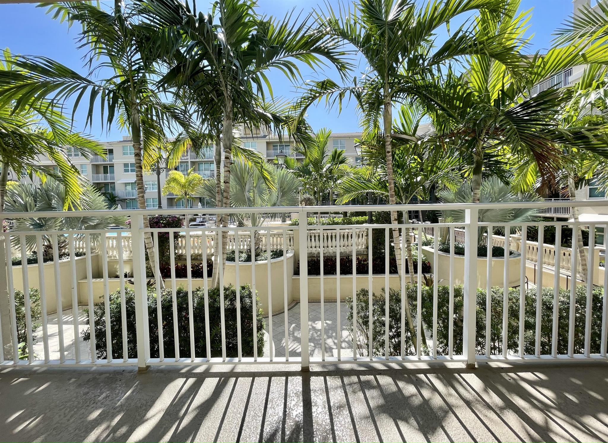 99 SE Mizner Boulevard 736