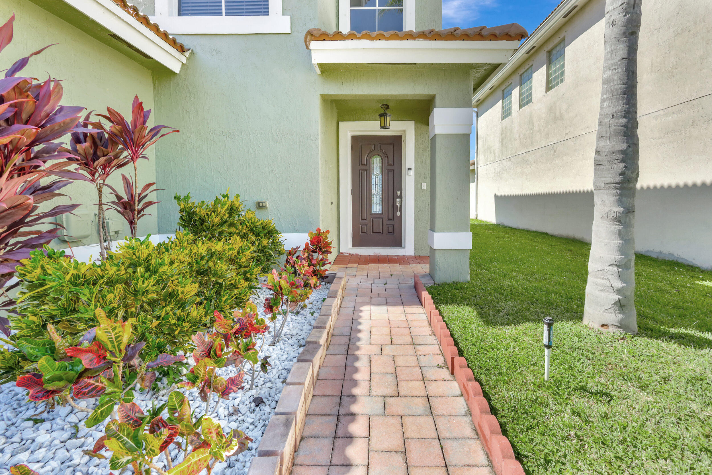 6277 Adriatic Way