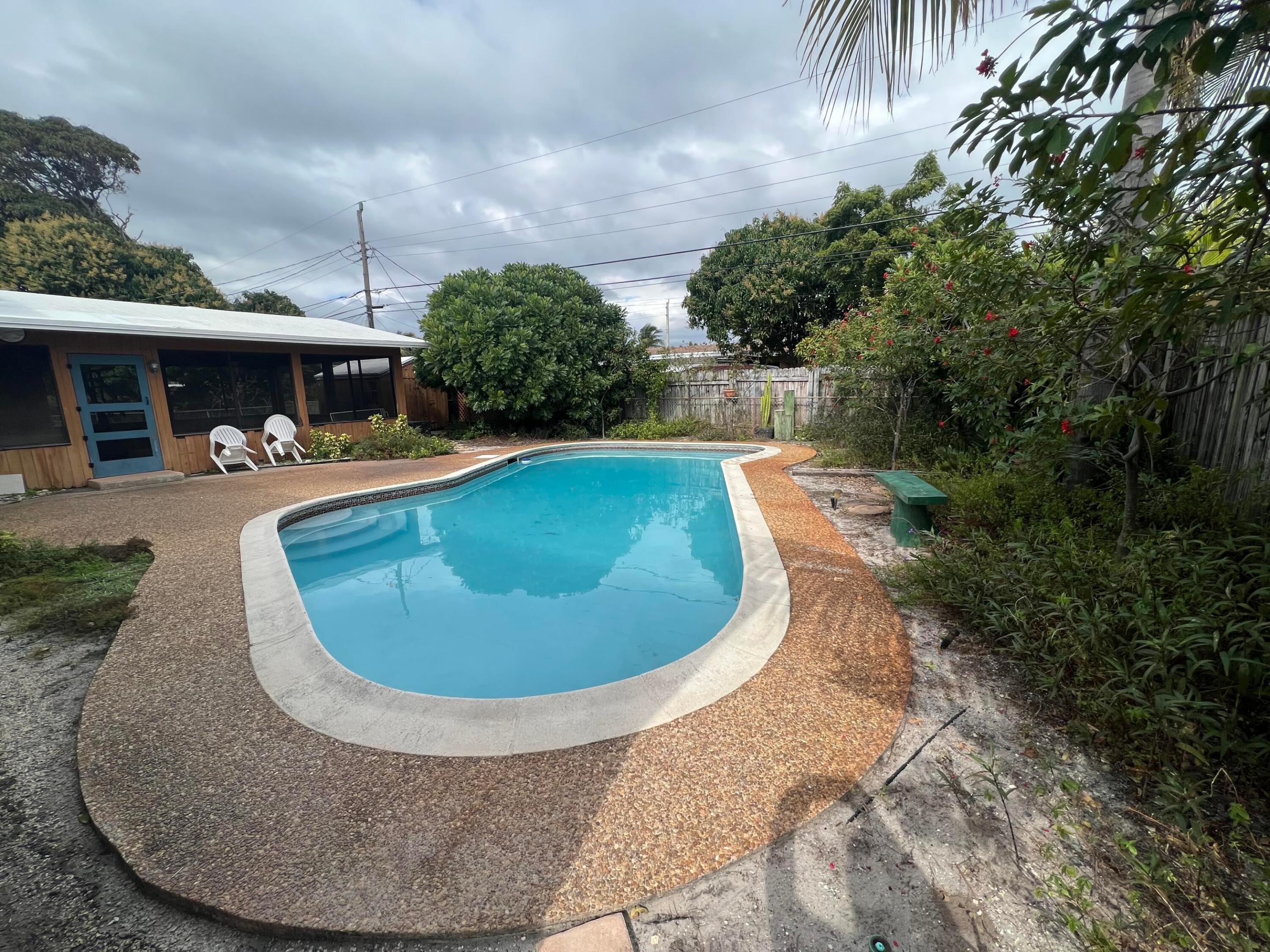 641 NE 23rd Place