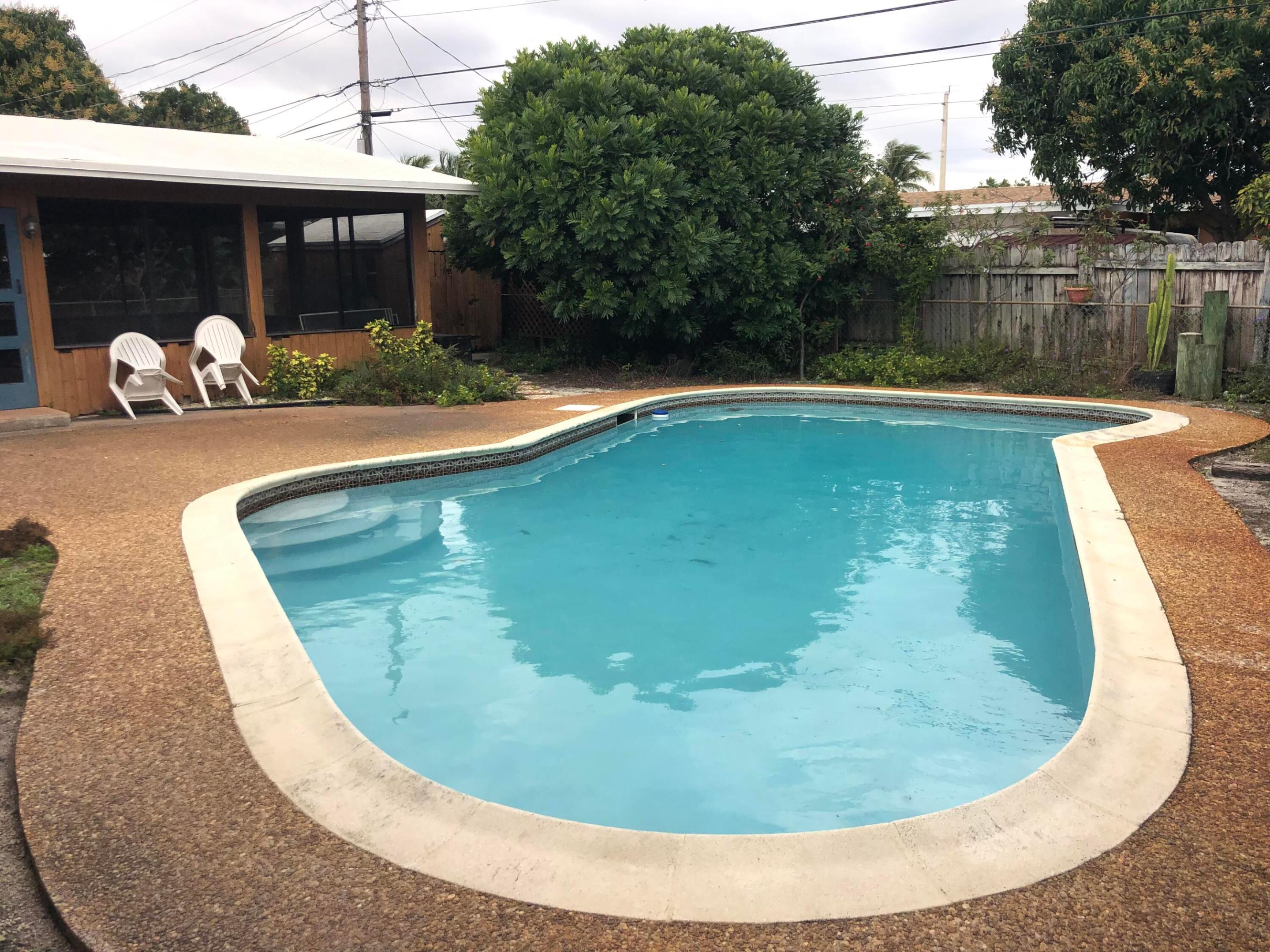641 NE 23rd Place
