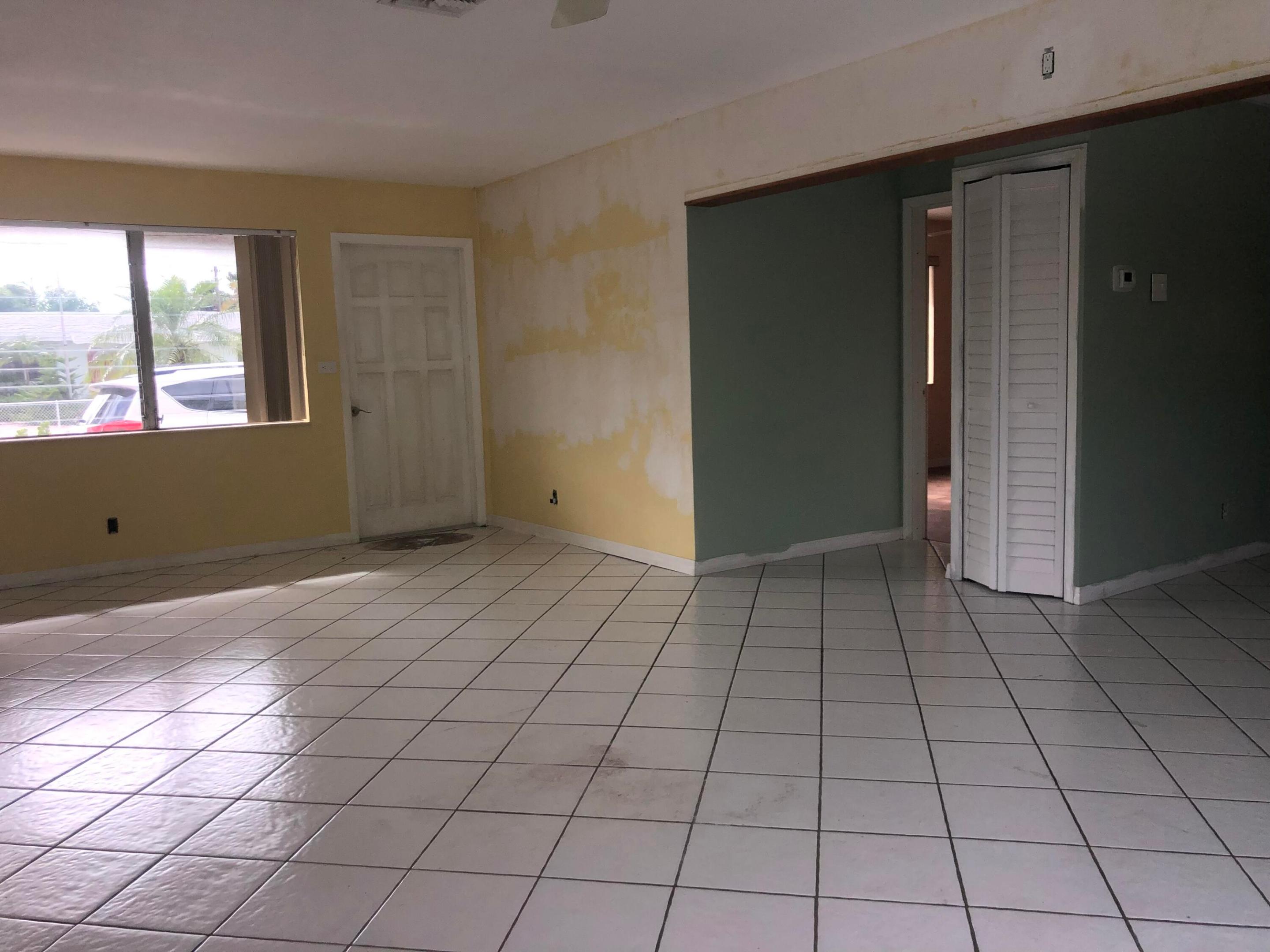 641 NE 23rd Place