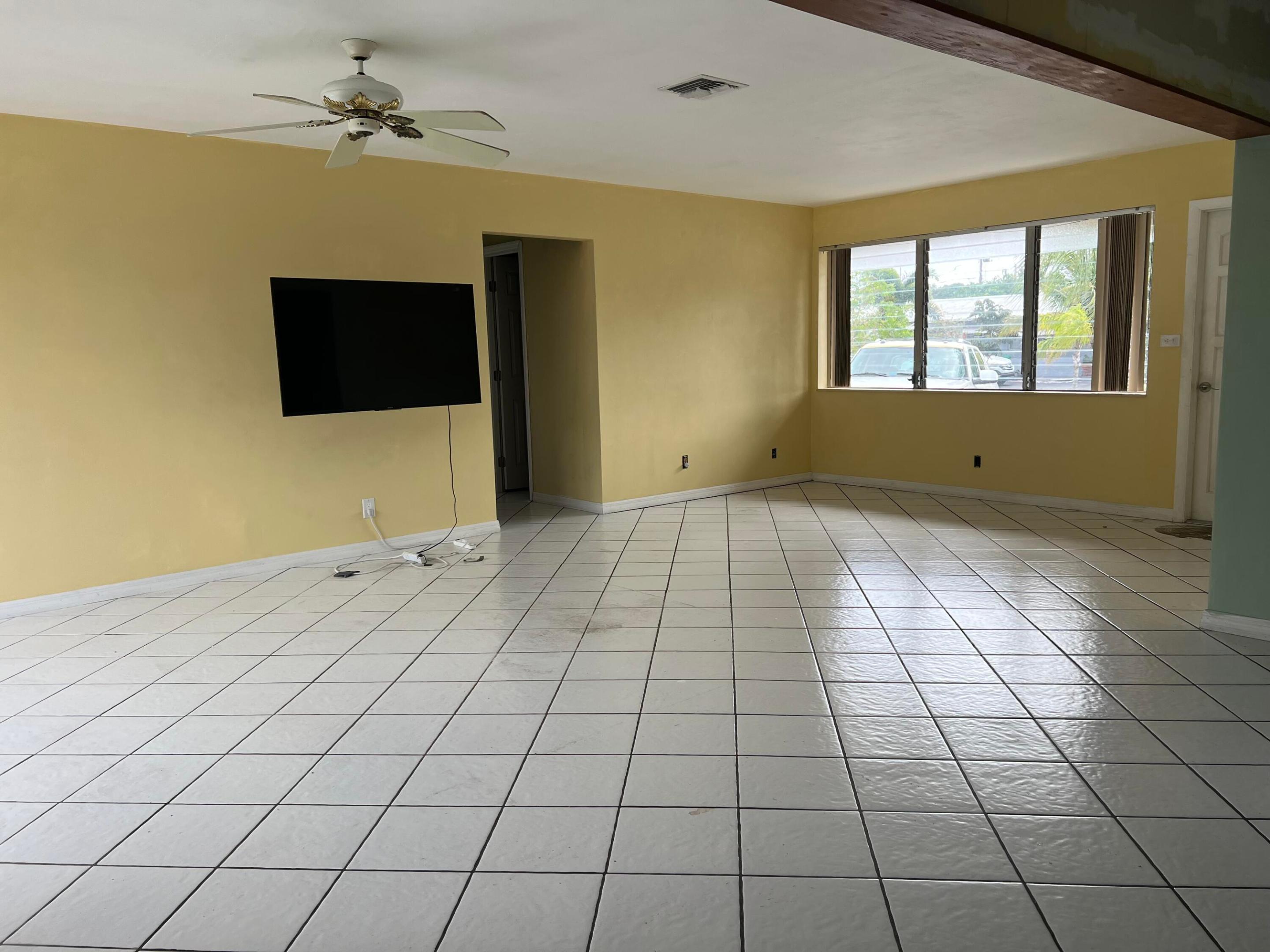 641 NE 23rd Place