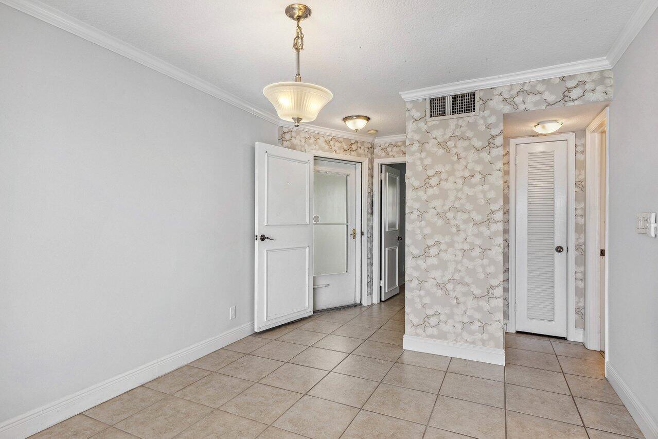 400 Wilma Circle 106
