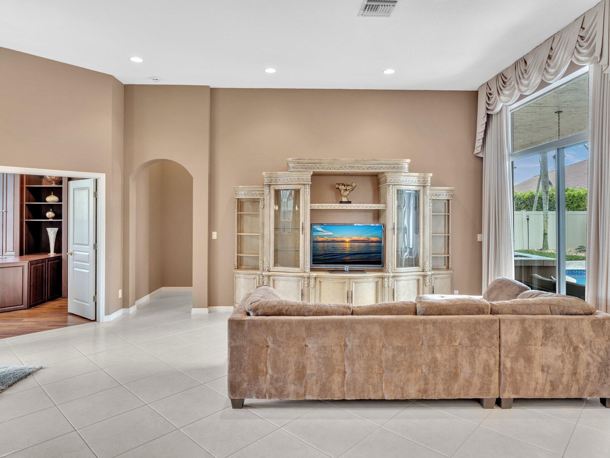 4824 Nolina Lane