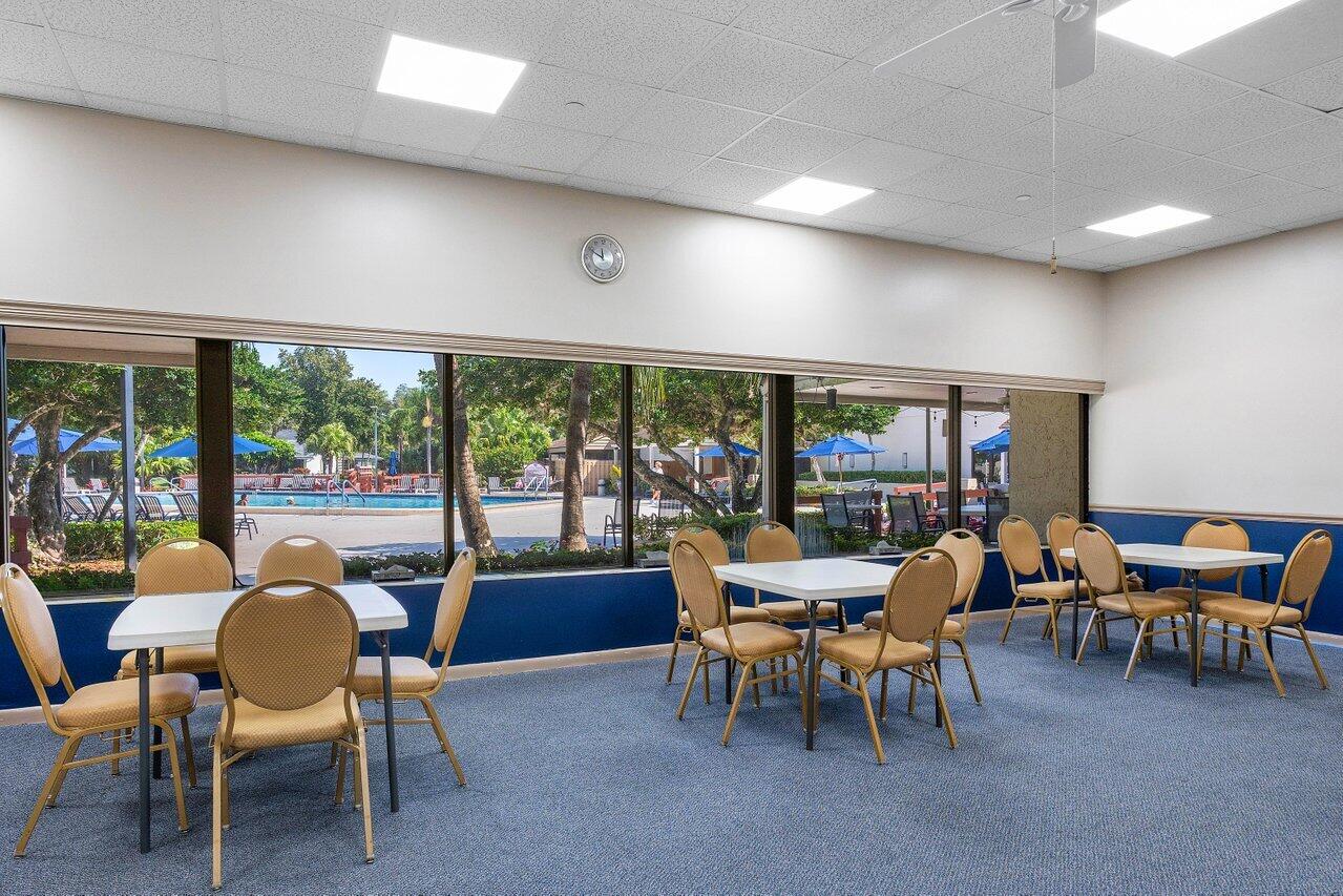 10092 Cedar Point Boulevard 305