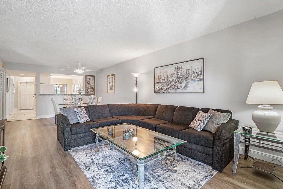 10092 Cedar Point Boulevard 305