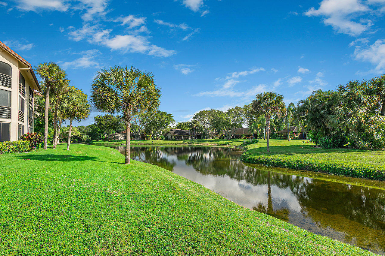 10092 Cedar Point Boulevard 305