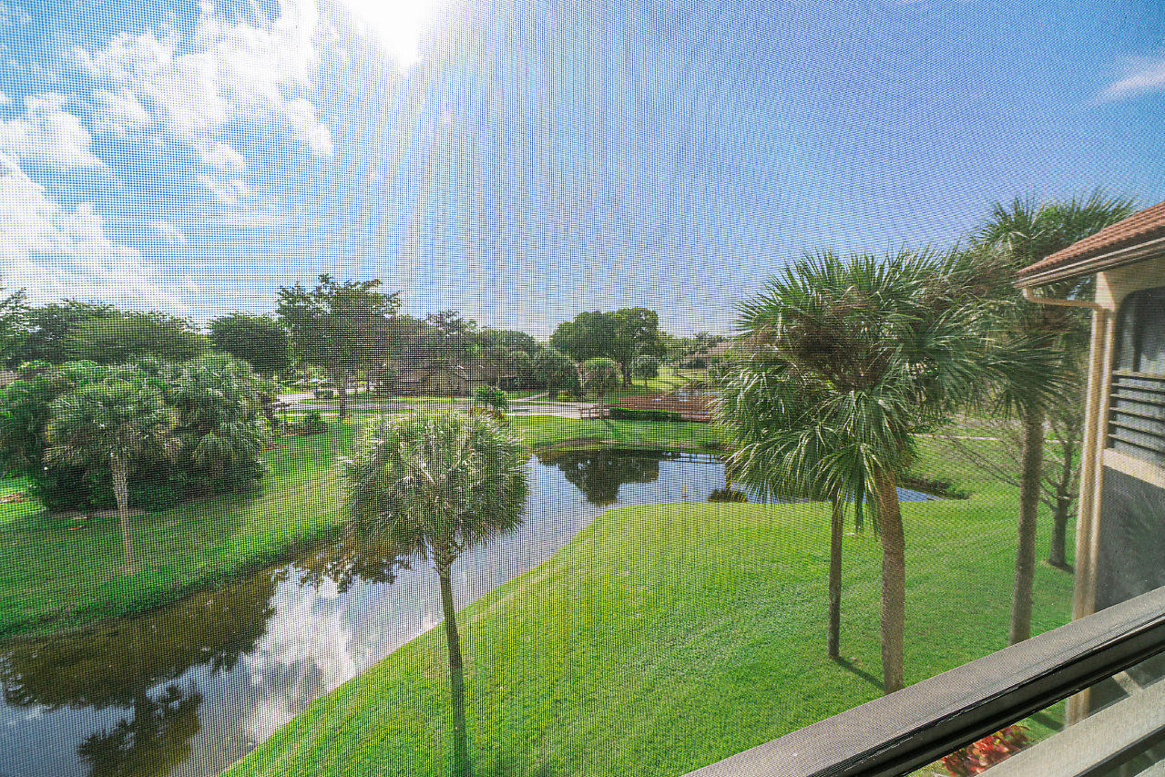 10092 Cedar Point Boulevard 305