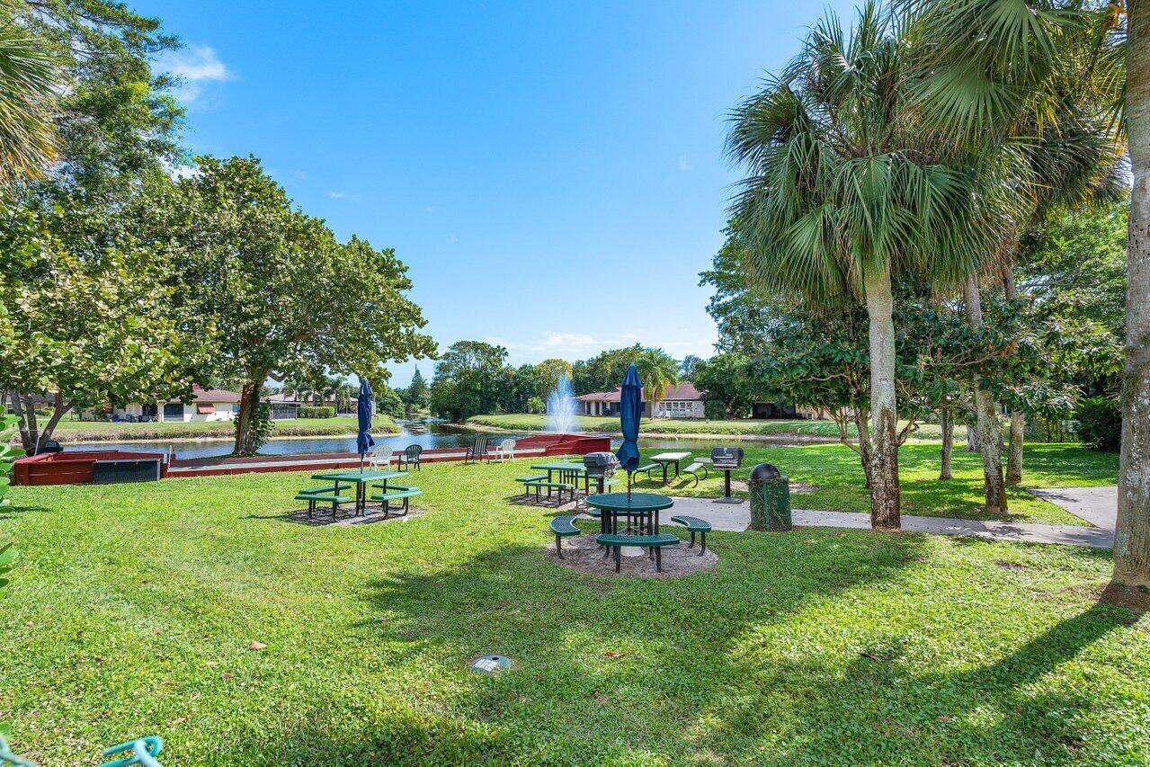 10092 Cedar Point Boulevard 305