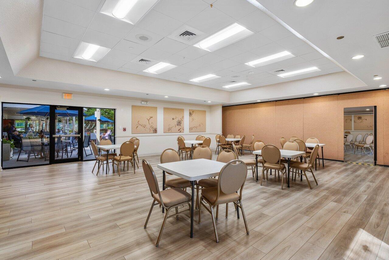 10092 Cedar Point Boulevard 305
