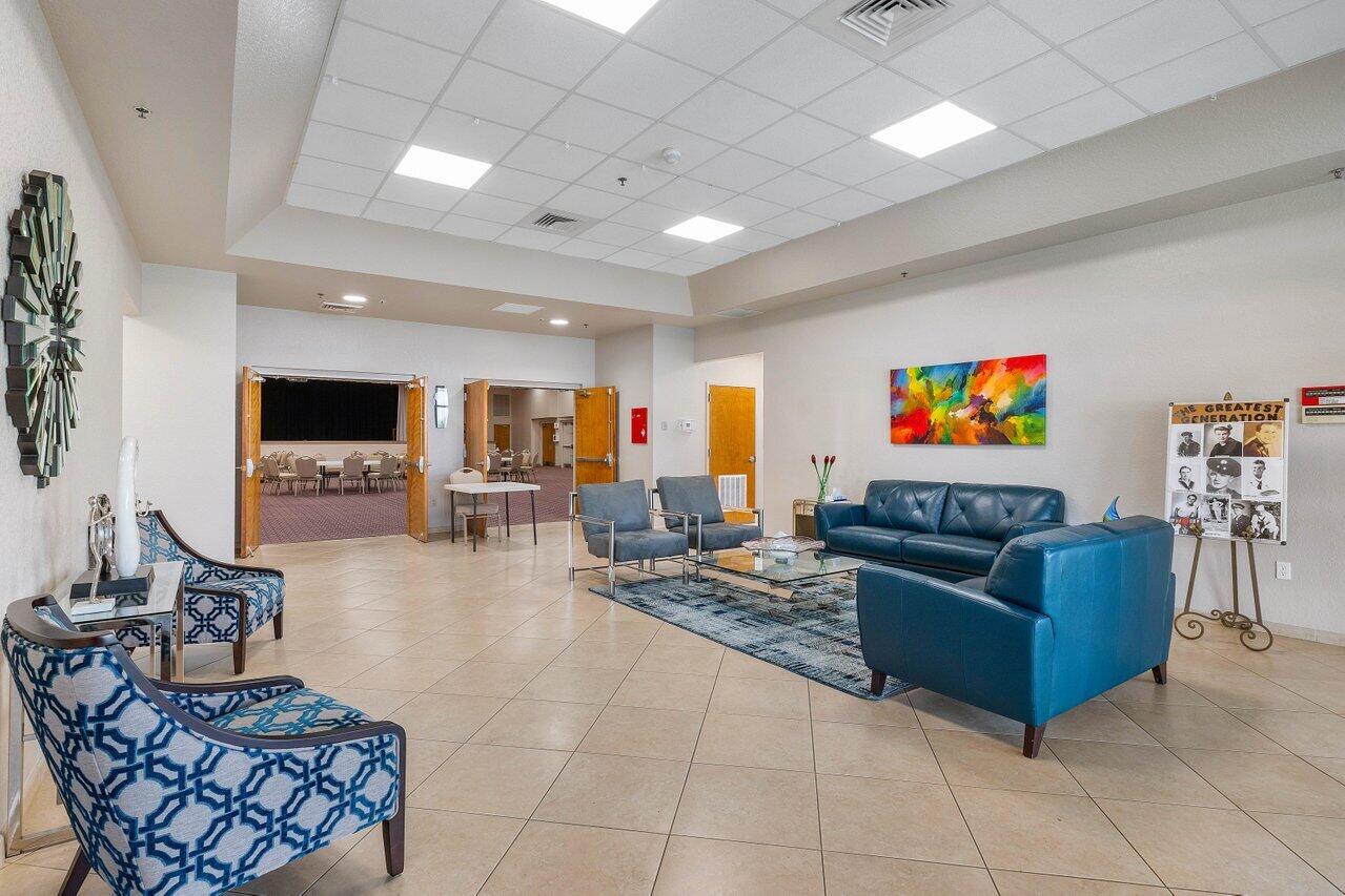 10092 Cedar Point Boulevard 305