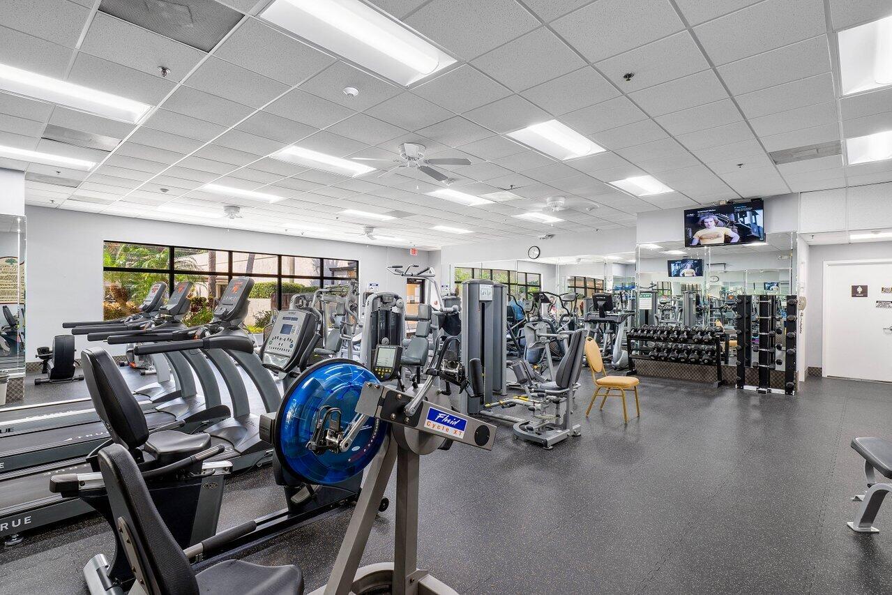 10092 Cedar Point Boulevard 305